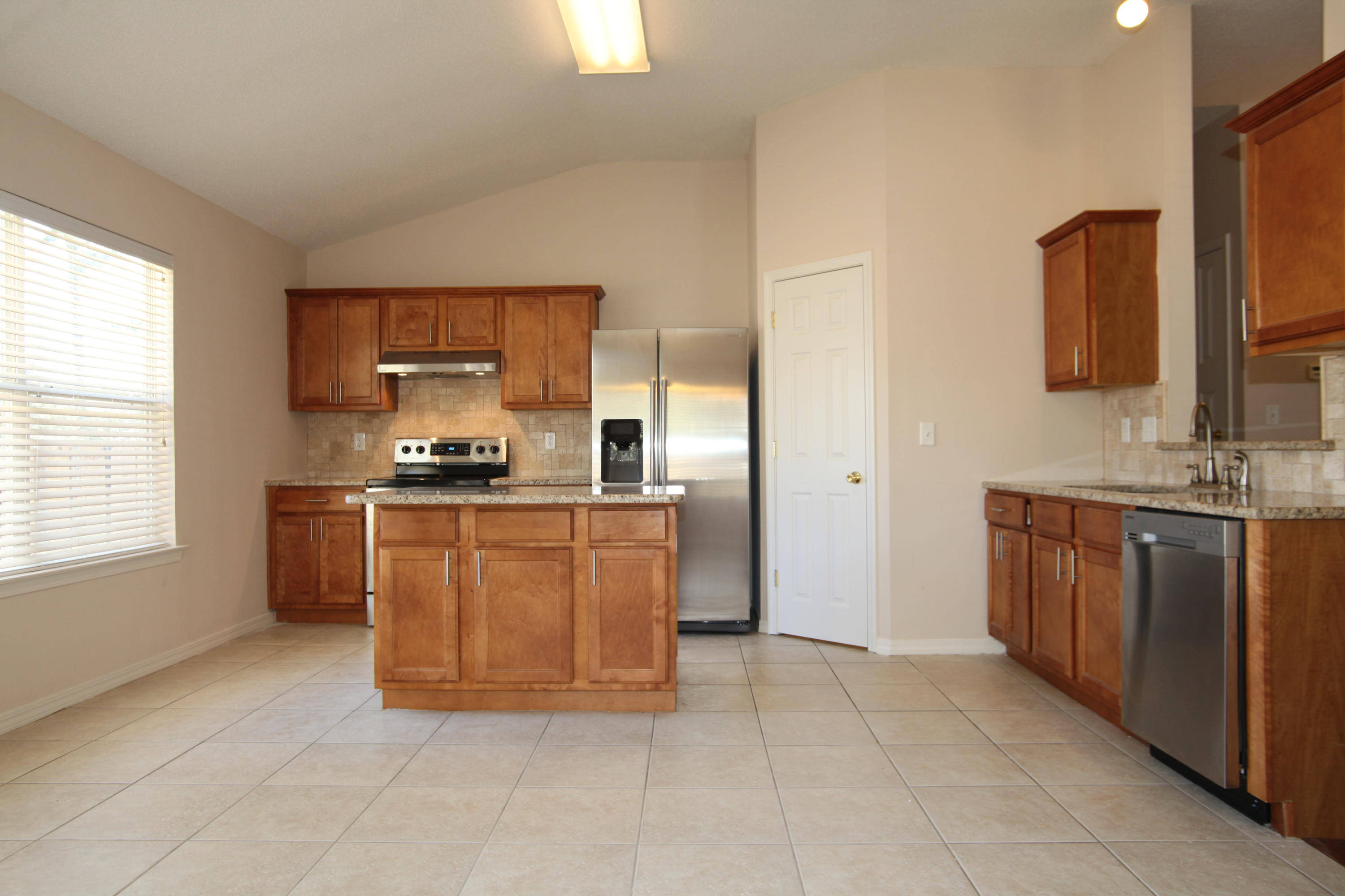 ROSS CROSSING - Residential