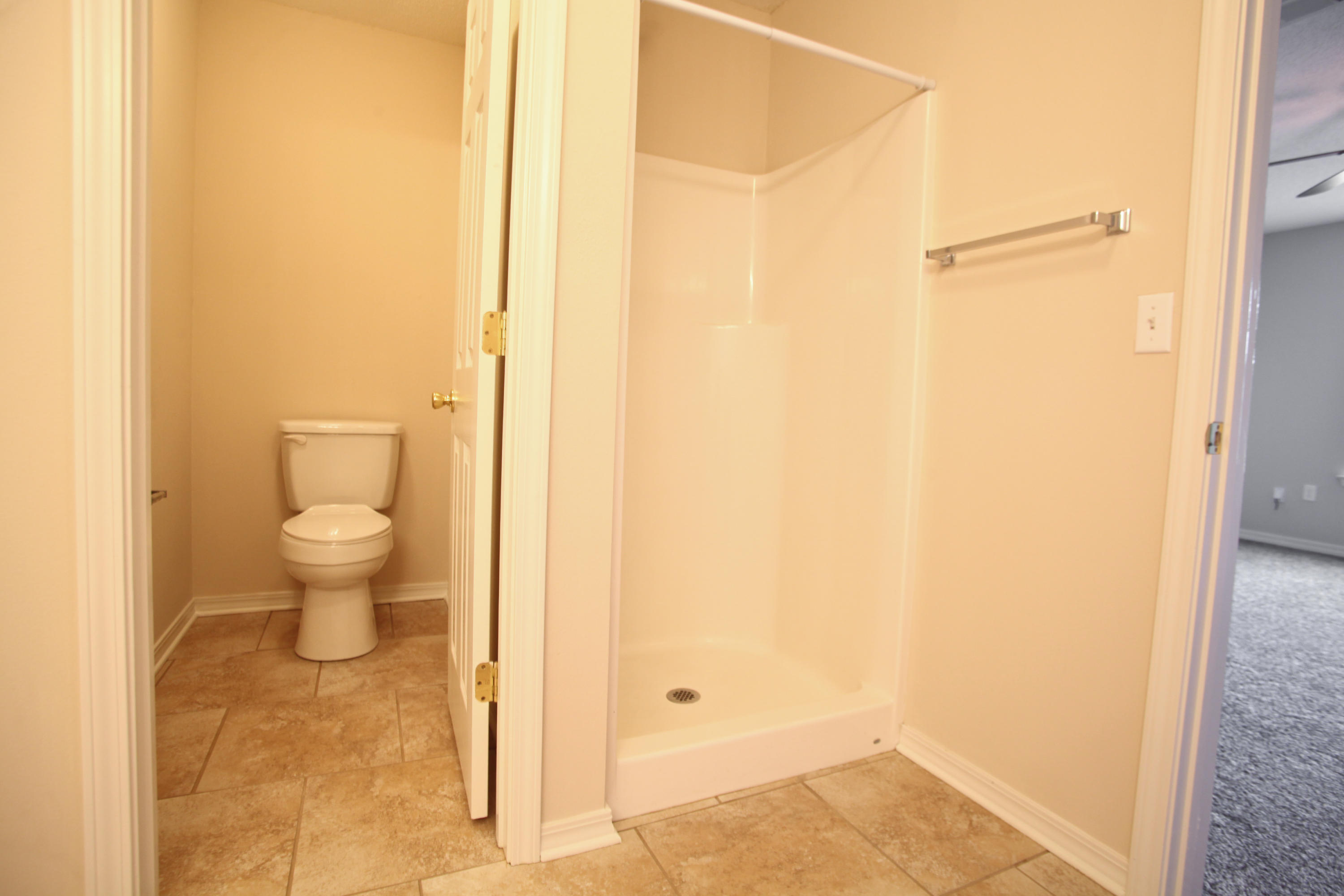 ROSS CROSSING - Residential