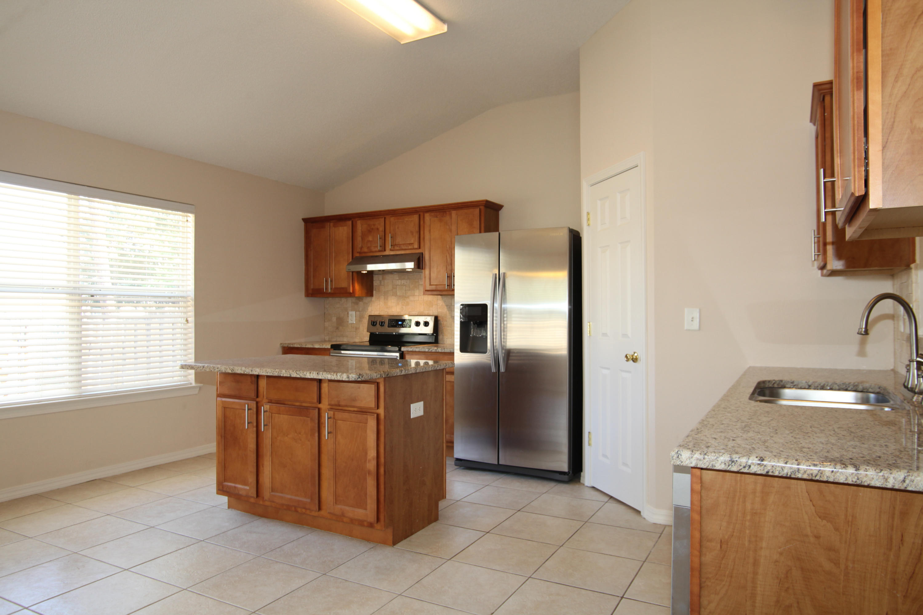 ROSS CROSSING - Residential