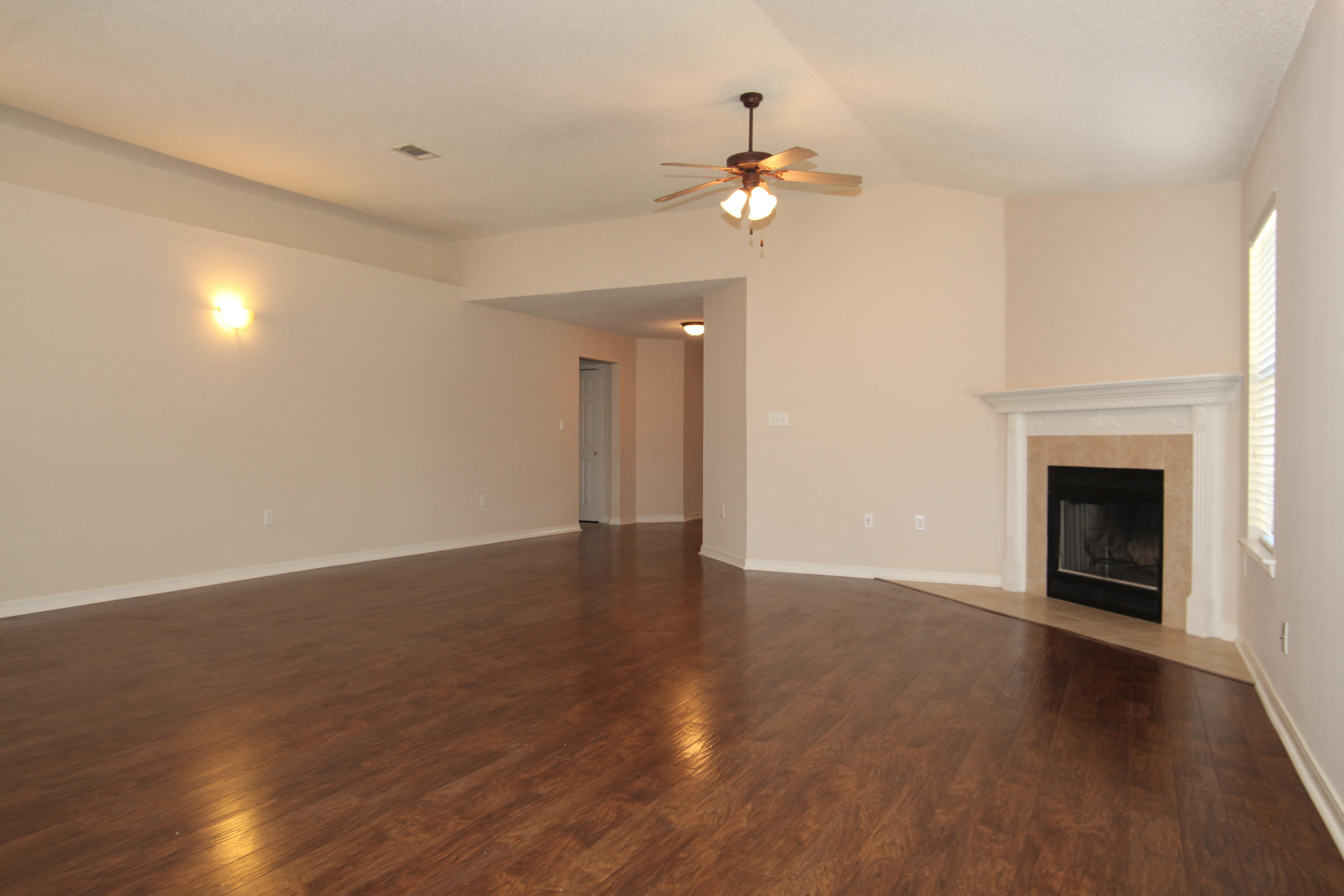 ROSS CROSSING - Residential