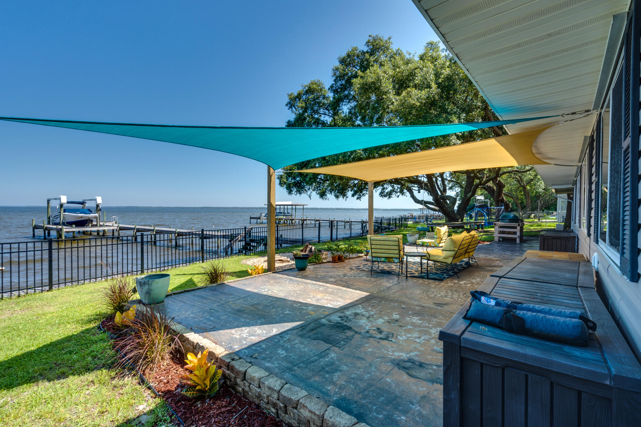 LAGNIAPPE BEACH - Residential