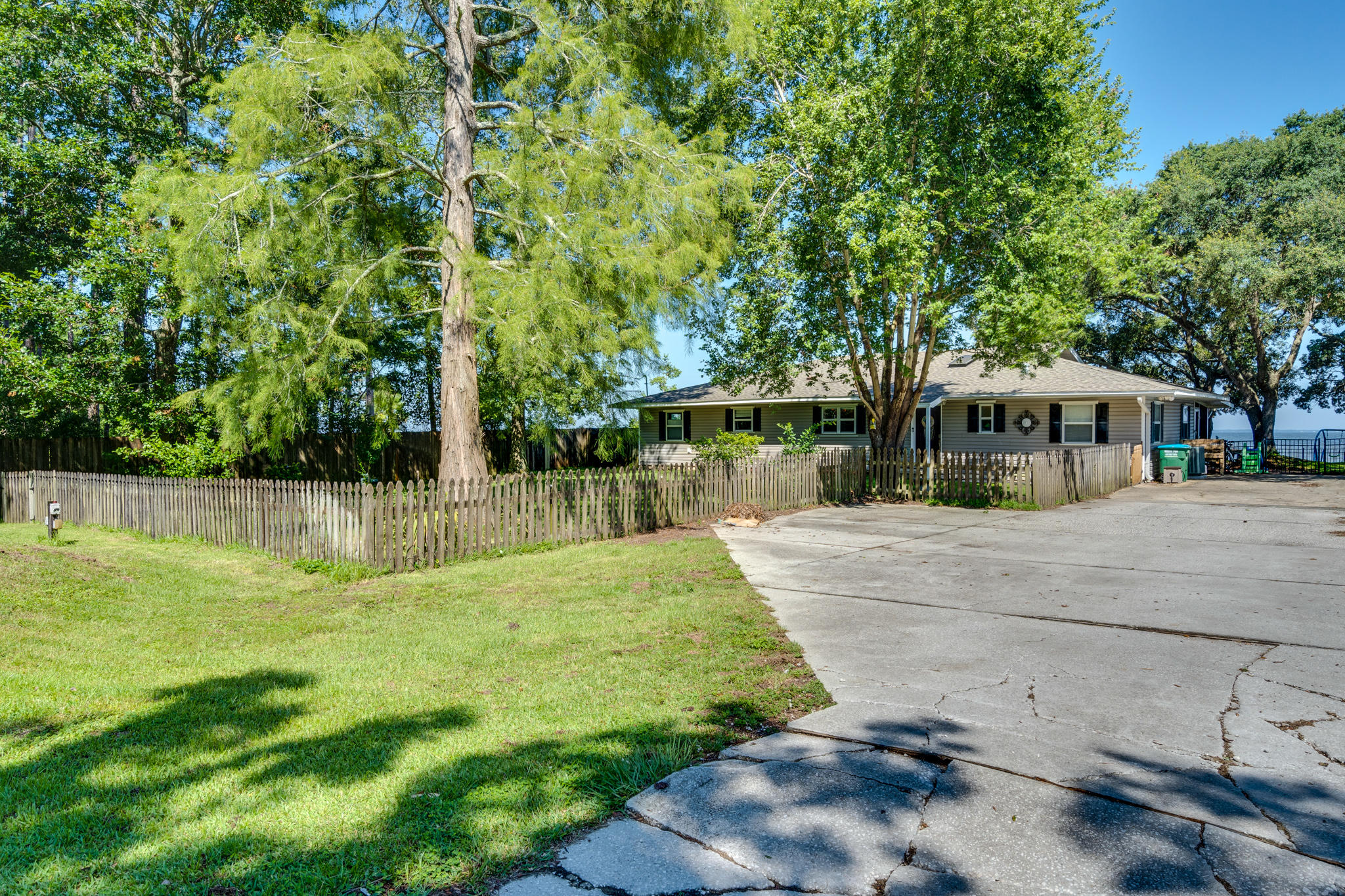 LAGNIAPPE BEACH - Residential