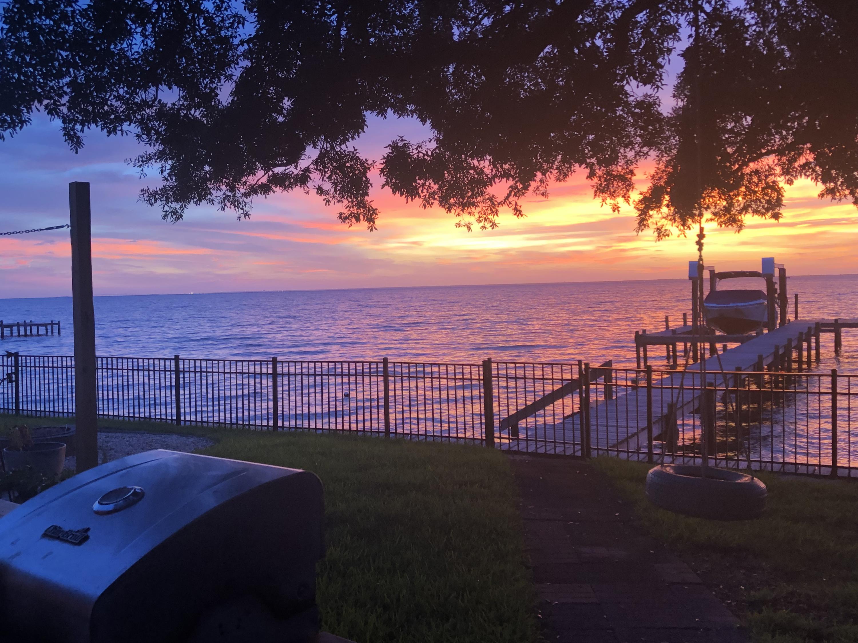 LAGNIAPPE BEACH - Residential