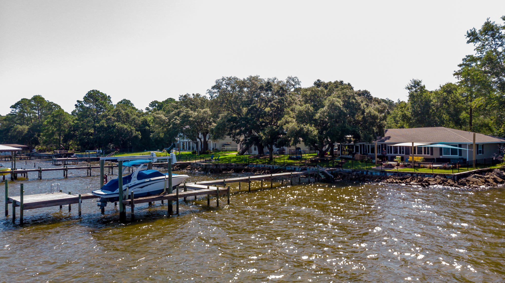 LAGNIAPPE BEACH - Residential