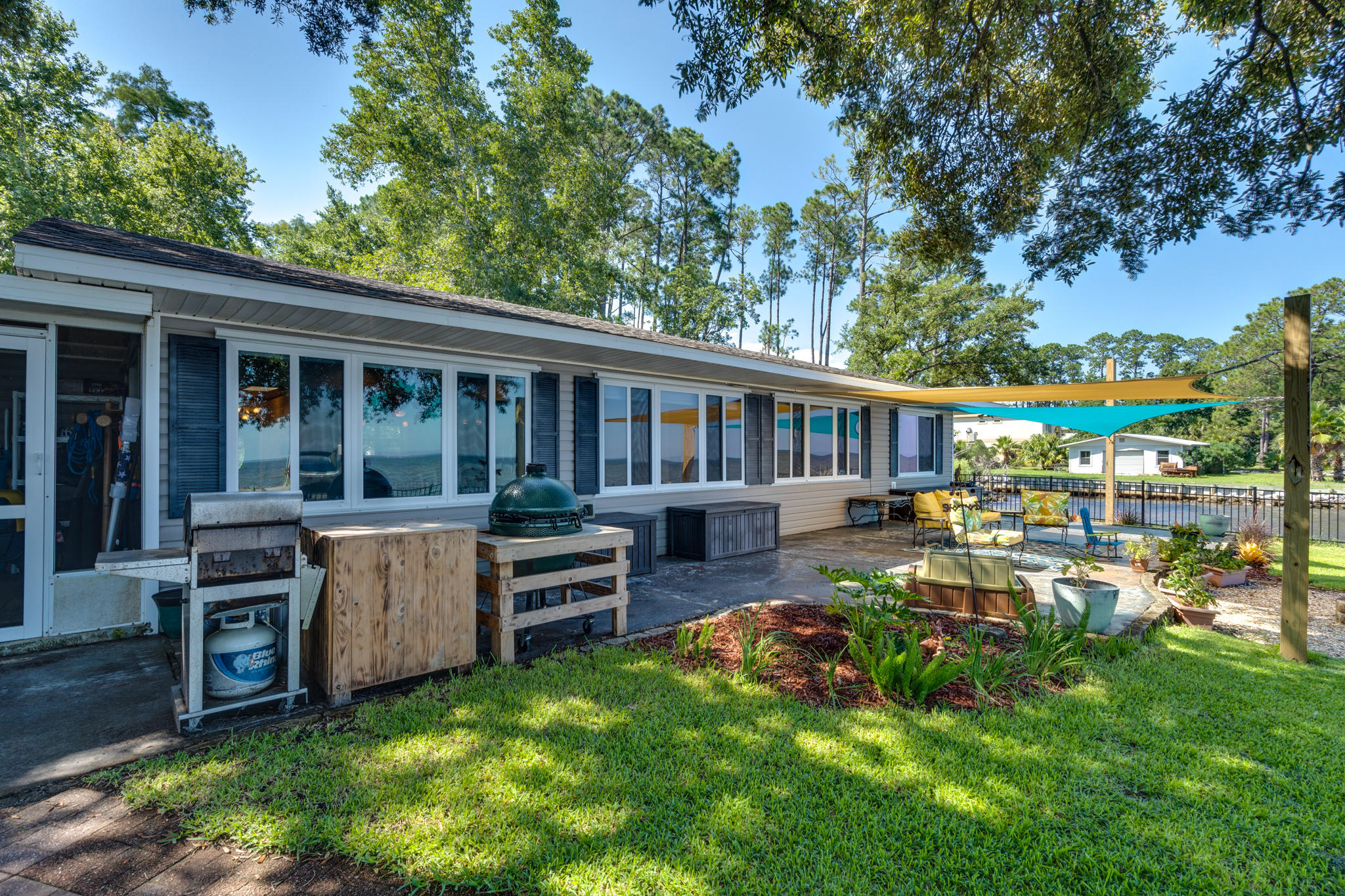 LAGNIAPPE BEACH - Residential