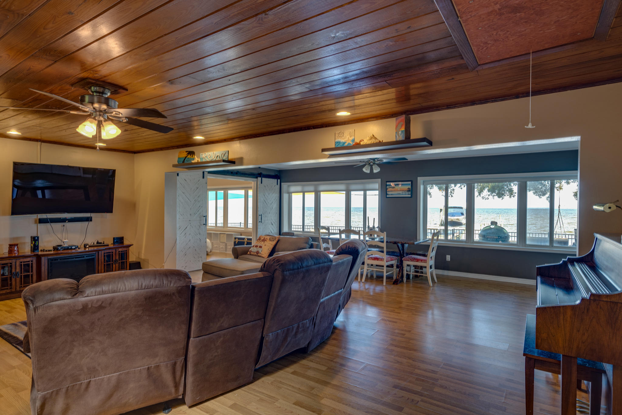 LAGNIAPPE BEACH - Residential