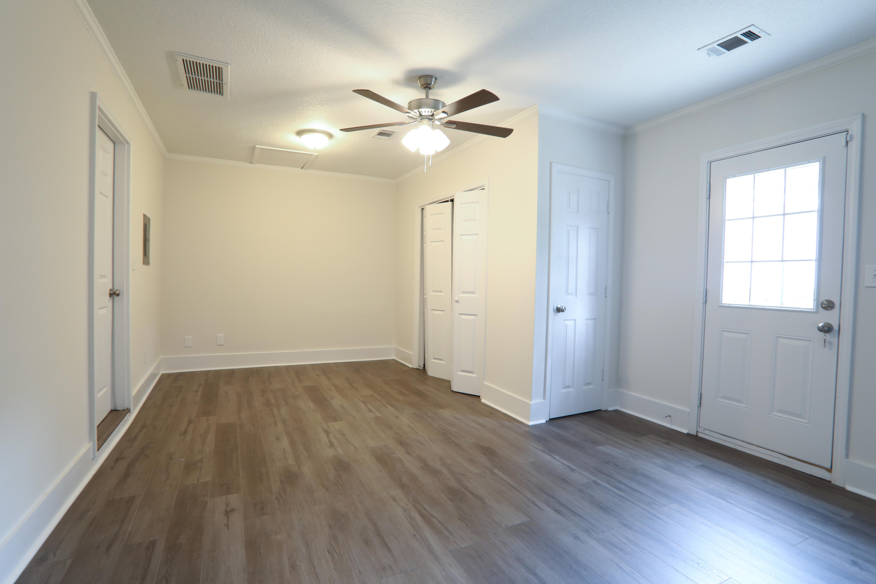 CREEKSIDE 2 - Residential