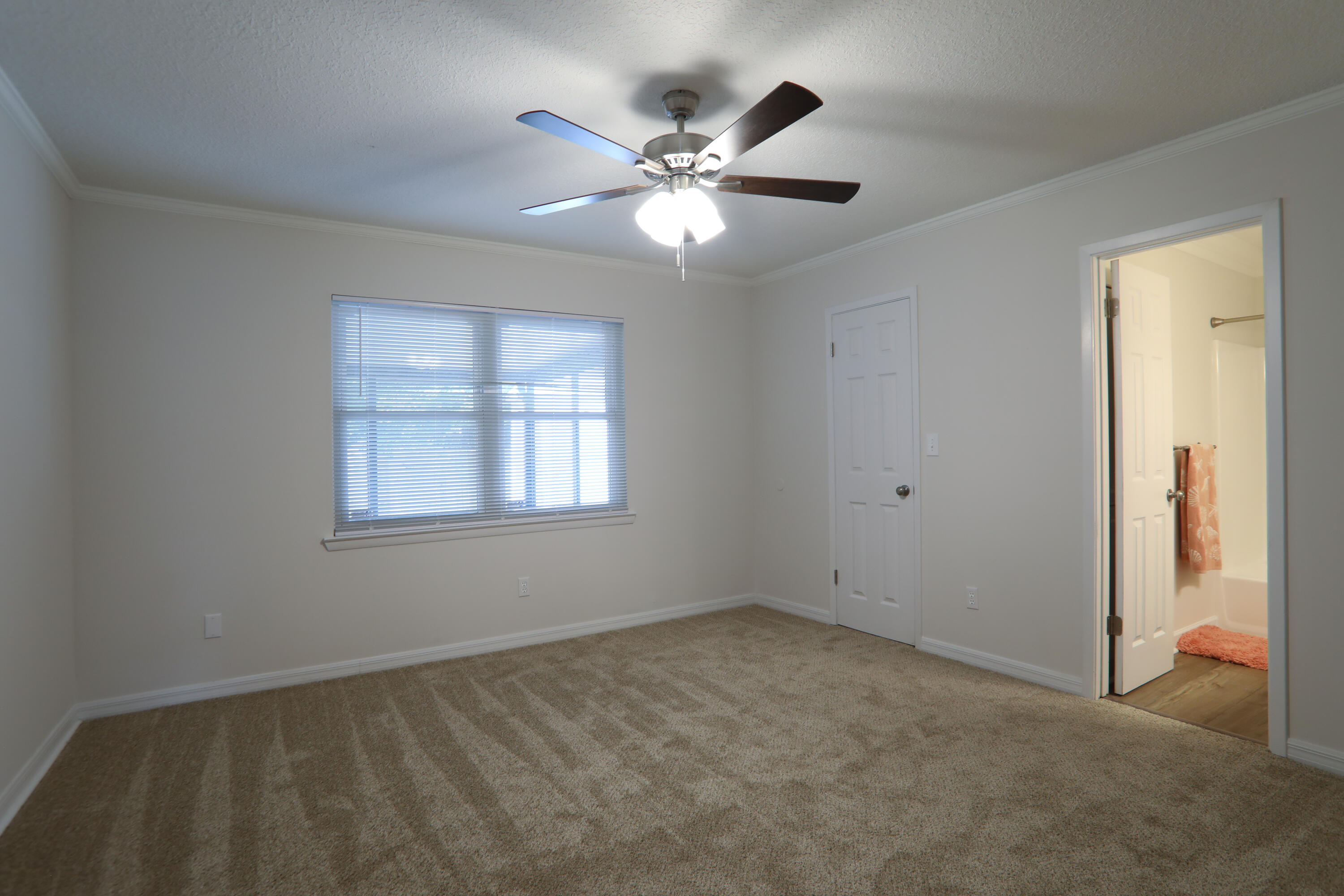 CREEKSIDE 2 - Residential