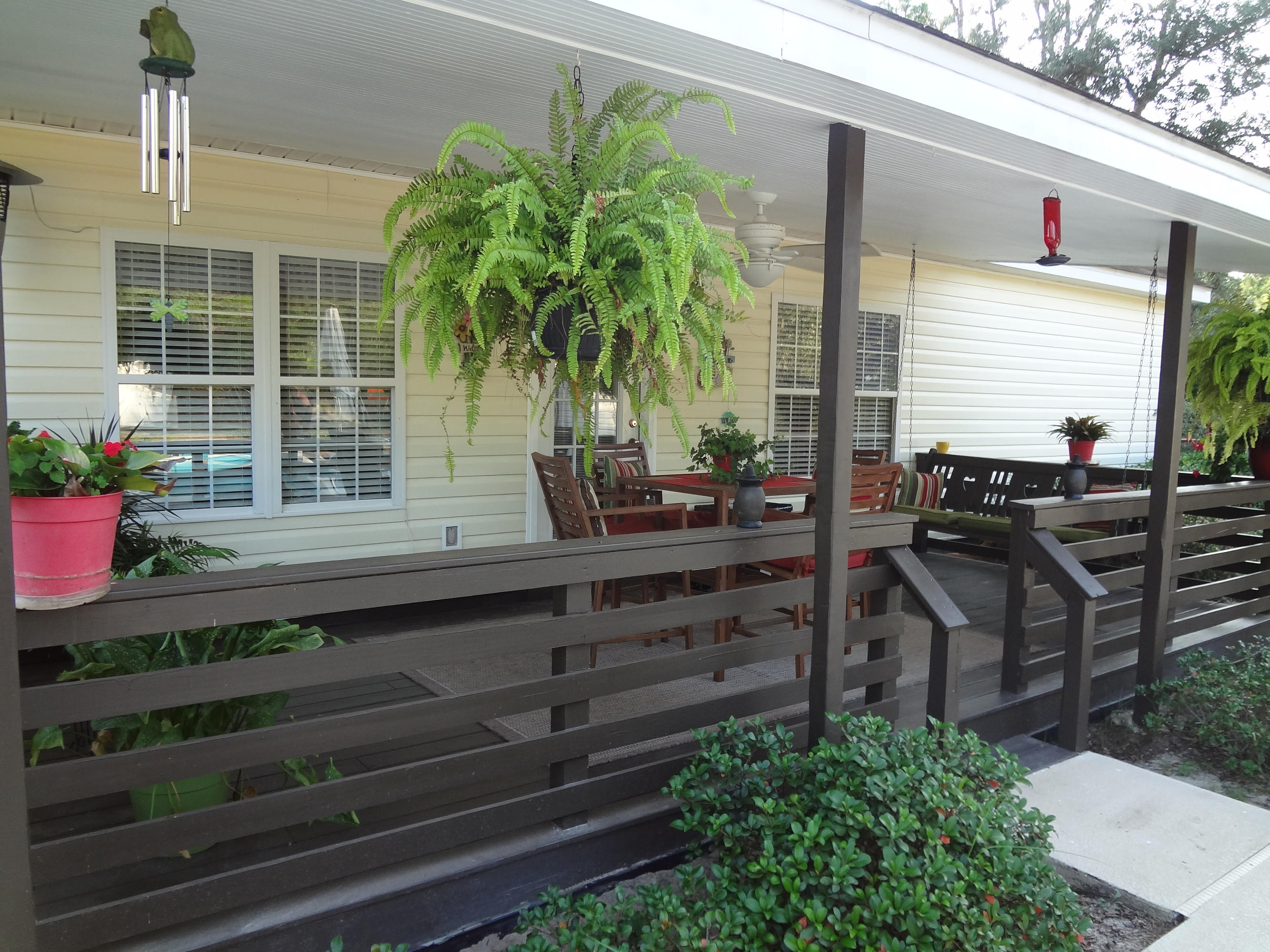 HAPPY HOLLOW - Residential