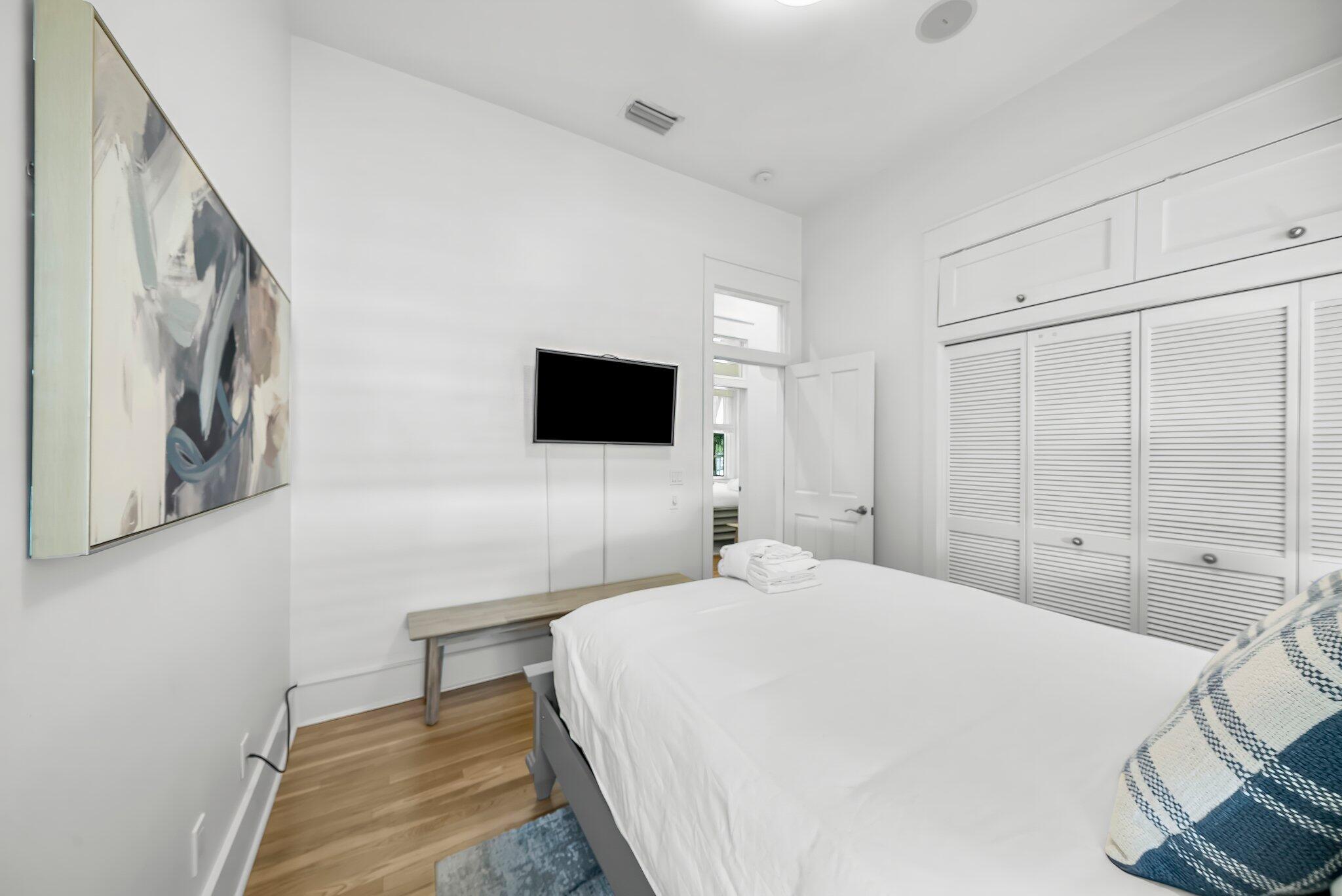 FRANGISTA BEACH 1ST ADDN - Residential