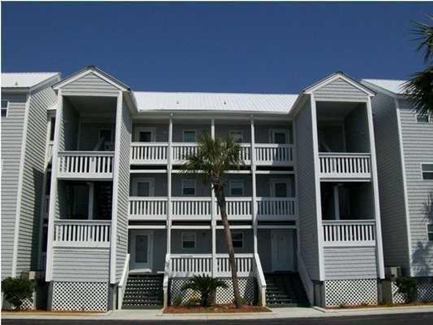 Fort Walton Beach condo for rent in the bay front community of Hermitage Condos on Okaloosa Island! This charming 2BR/2BA rental condo has an open living, dining and kitchen area with Pergo flooring. The bedrooms feature plush carpeting for additional comfort. Enjoy spending time on the balcony that overlooks a charming garden, pool and the Choctawhatchee Bay!
Hermitage Condos offers residents an array of community amenities as well, including a pool, parking for trailers and a larger dock perfect for fishing. The community is pet-friendly to cats only. Call today to schedule a showing!
This condo is available furnished or unfurnished. If you desire the rental unfurnished, please keep in mind that it will take a few days to remove items for the condo. Boat slip available.