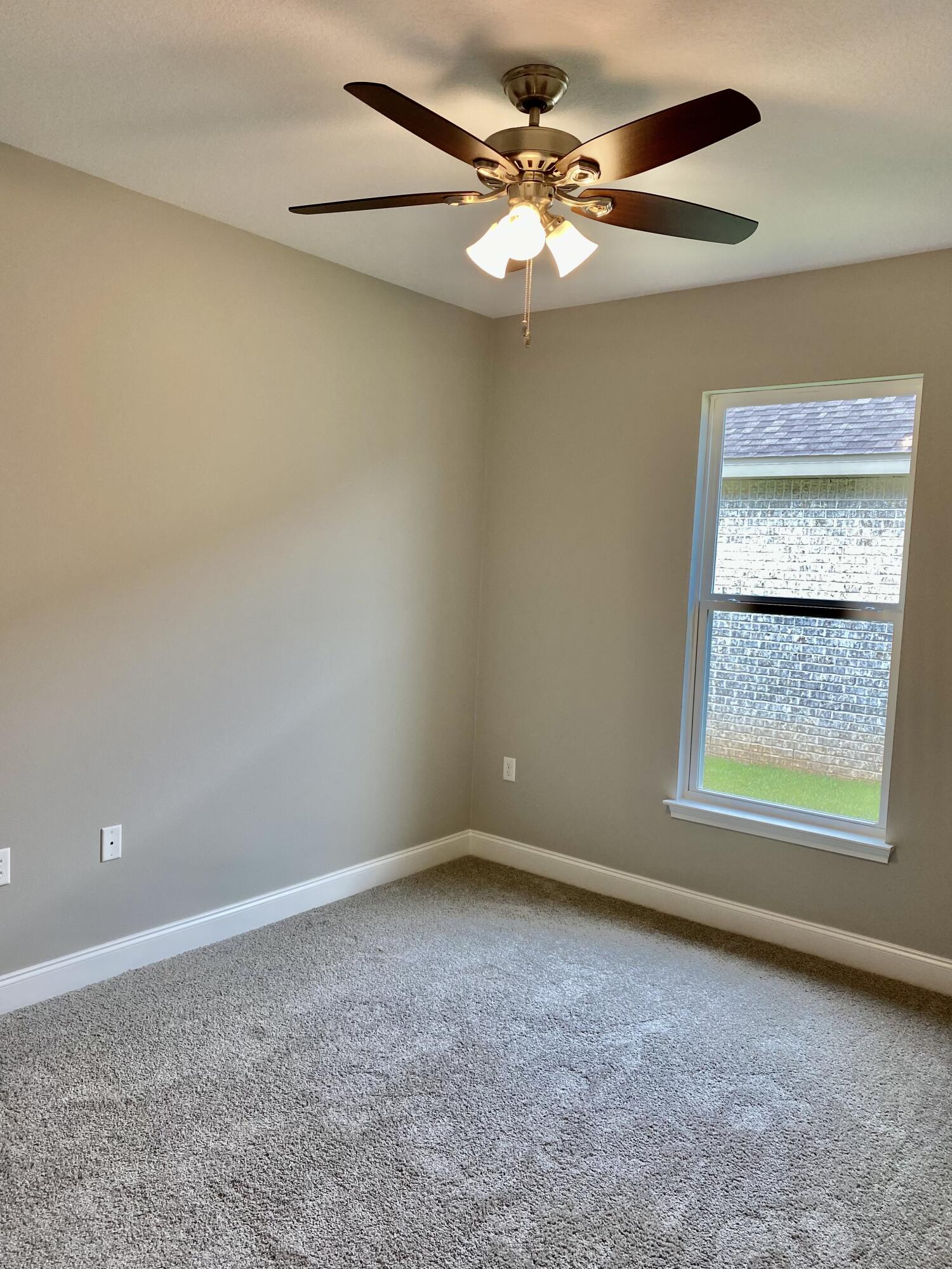 MCKENZIE MEADOWS - Residential