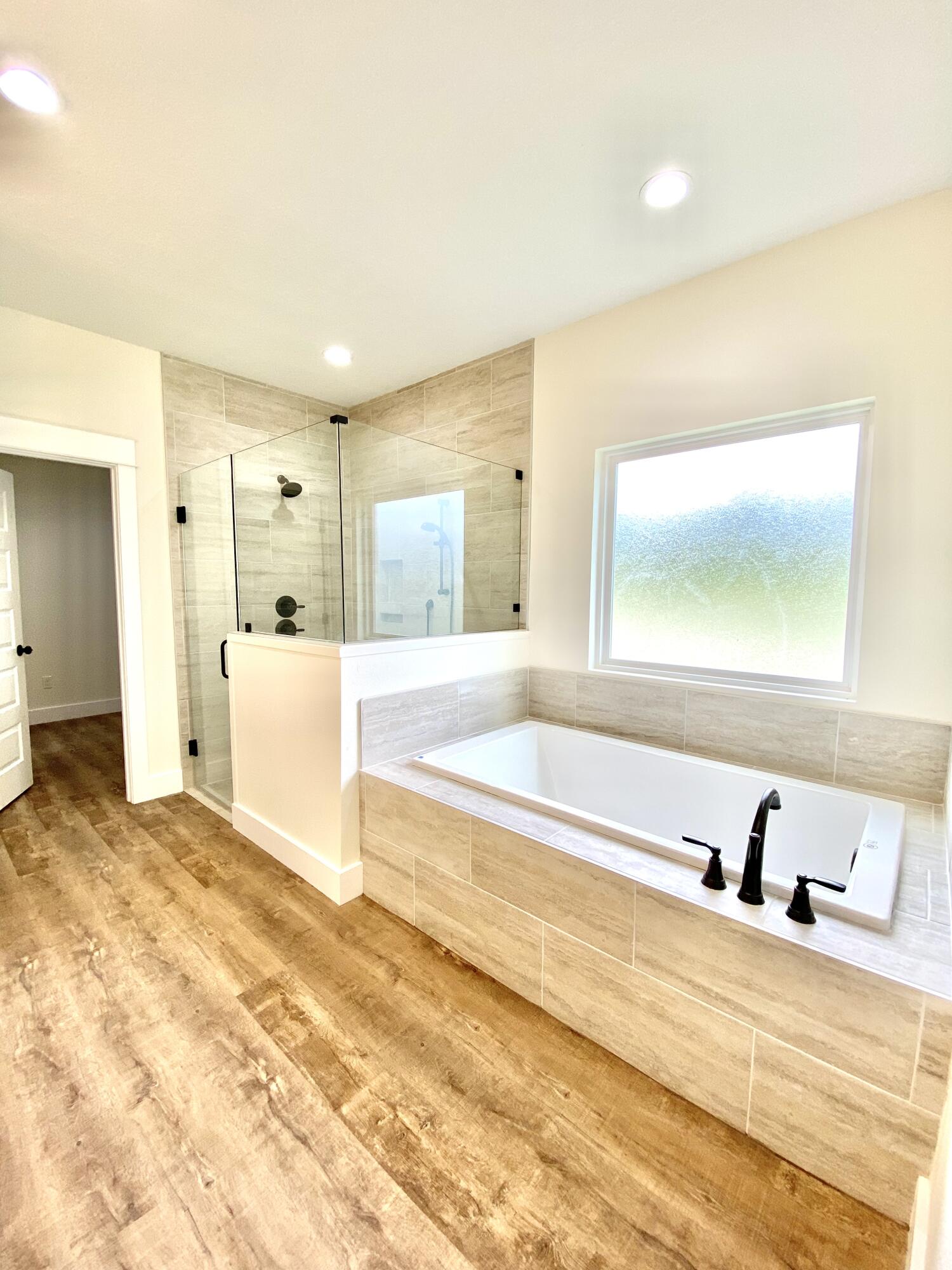 LAKE ARTHUR EST PH II - Residential