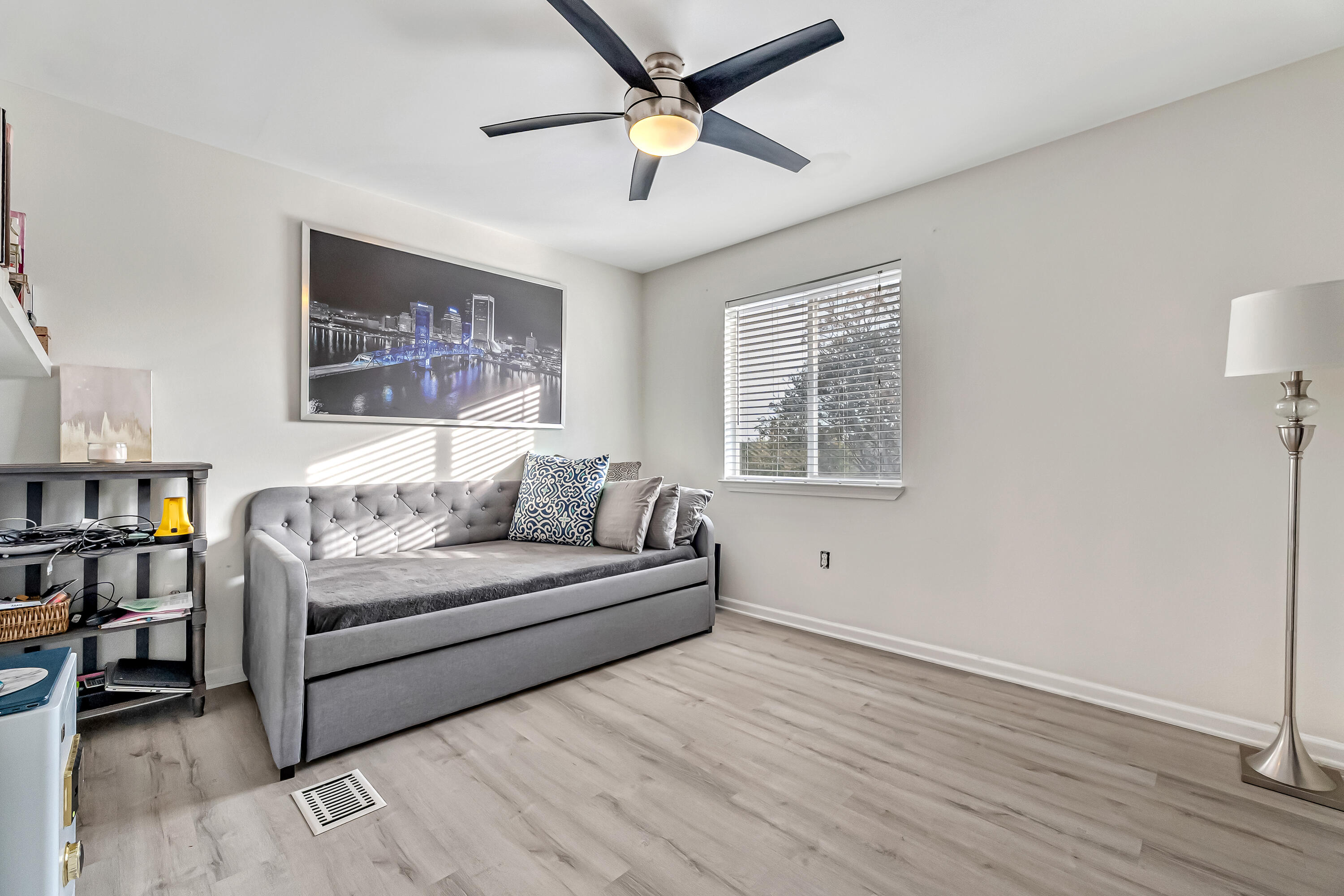 BEACONVIEW - Residential