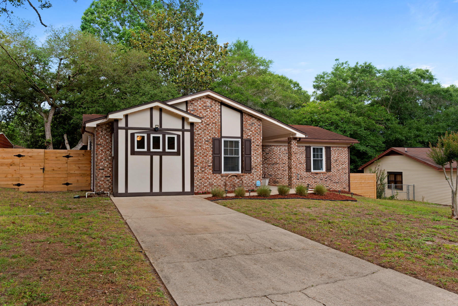 CREEKSIDE 2 - Residential