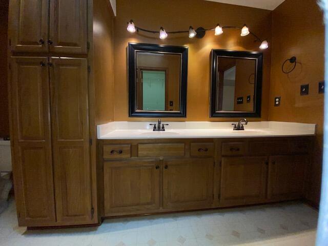 OVERBROOK - Residential