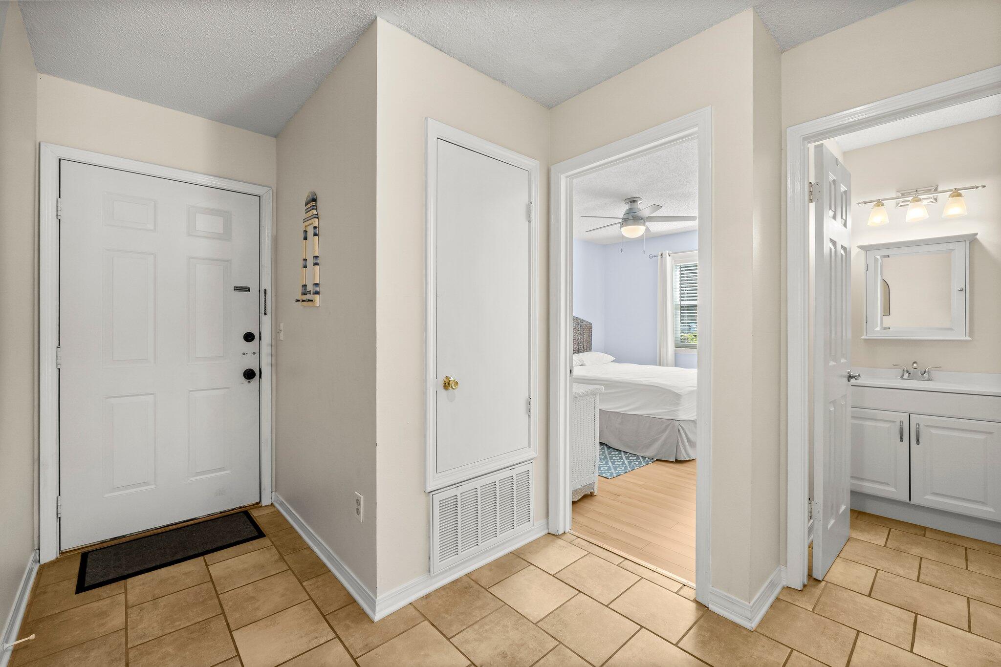 CASSINE GARDENS T/H PH 1 - Residential Lease