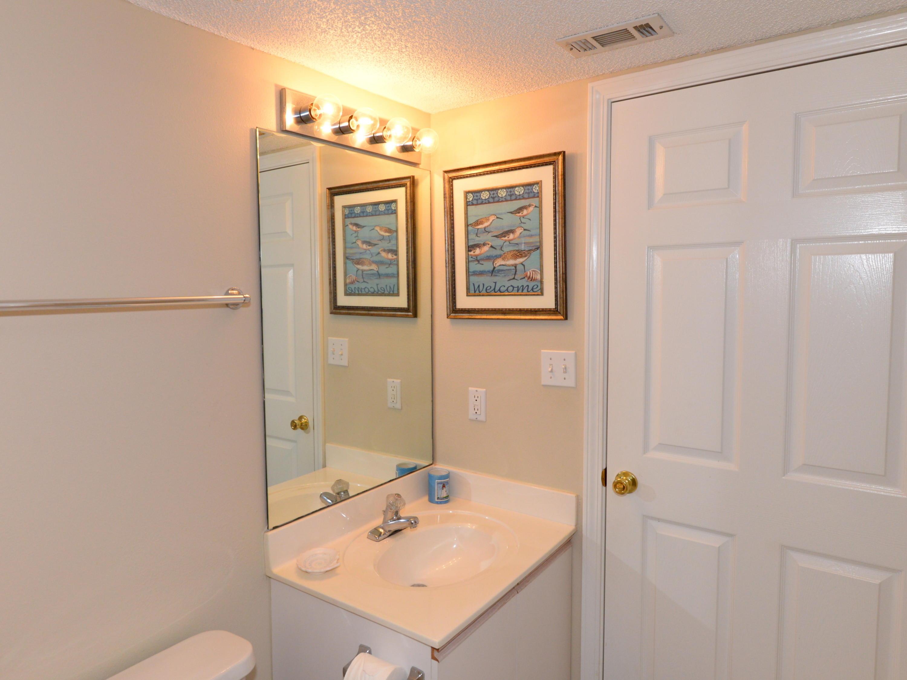 MARAVILLA CONDO 2 - Residential