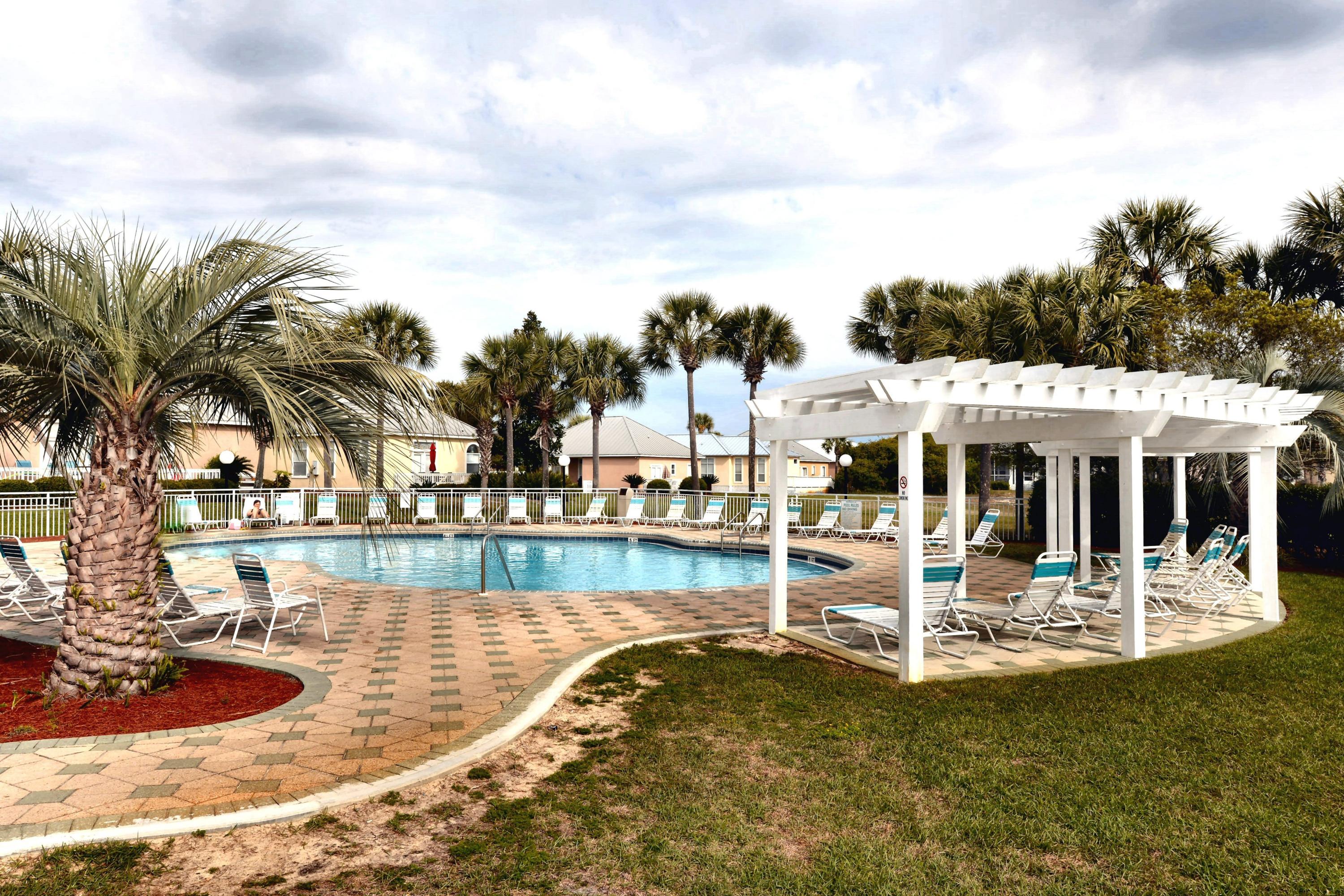 MARAVILLA CONDO 2 - Residential