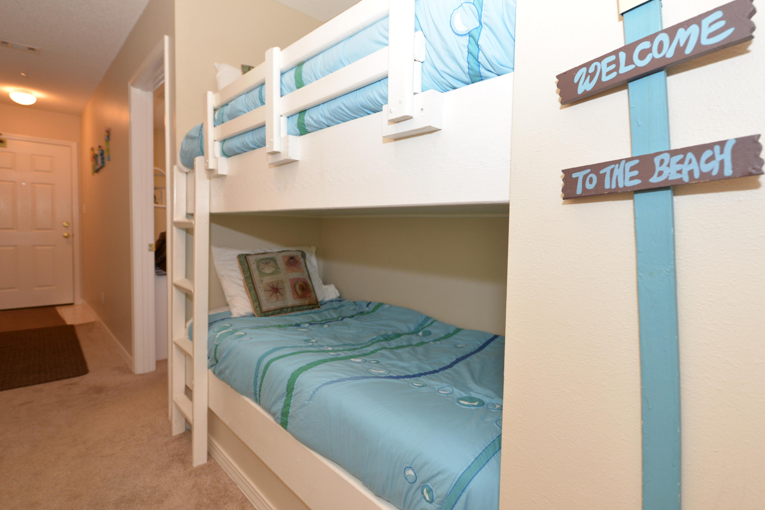 MARAVILLA CONDO 2 - Residential