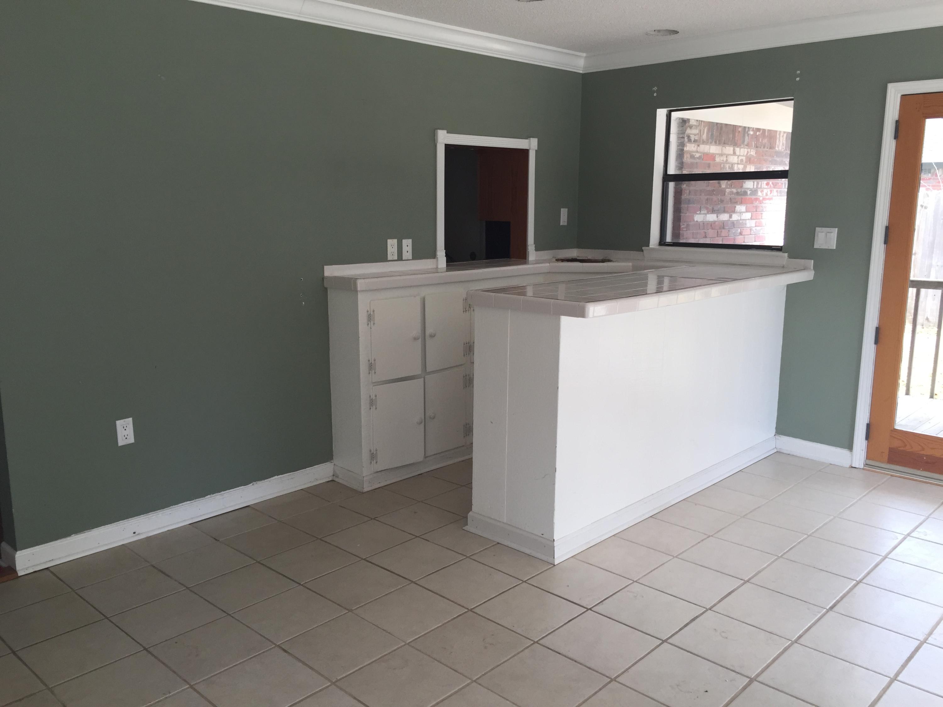 CAROL ANNE MANOR 1ST ADDN - Residential