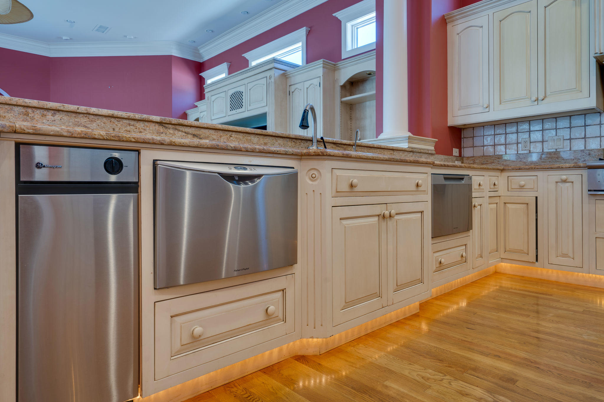 DRIFTWOOD ESTATES - Residential