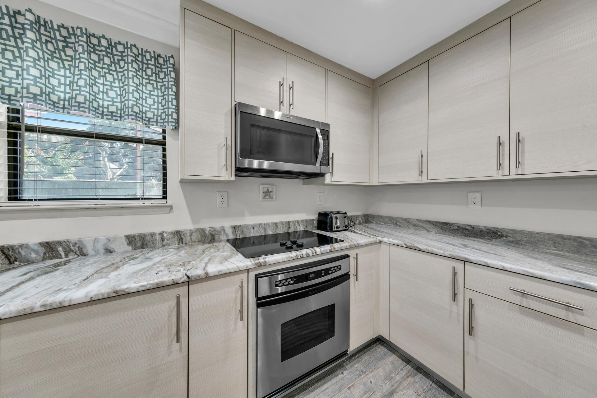 TOPS'L TENNIS VILLAGE - Residential