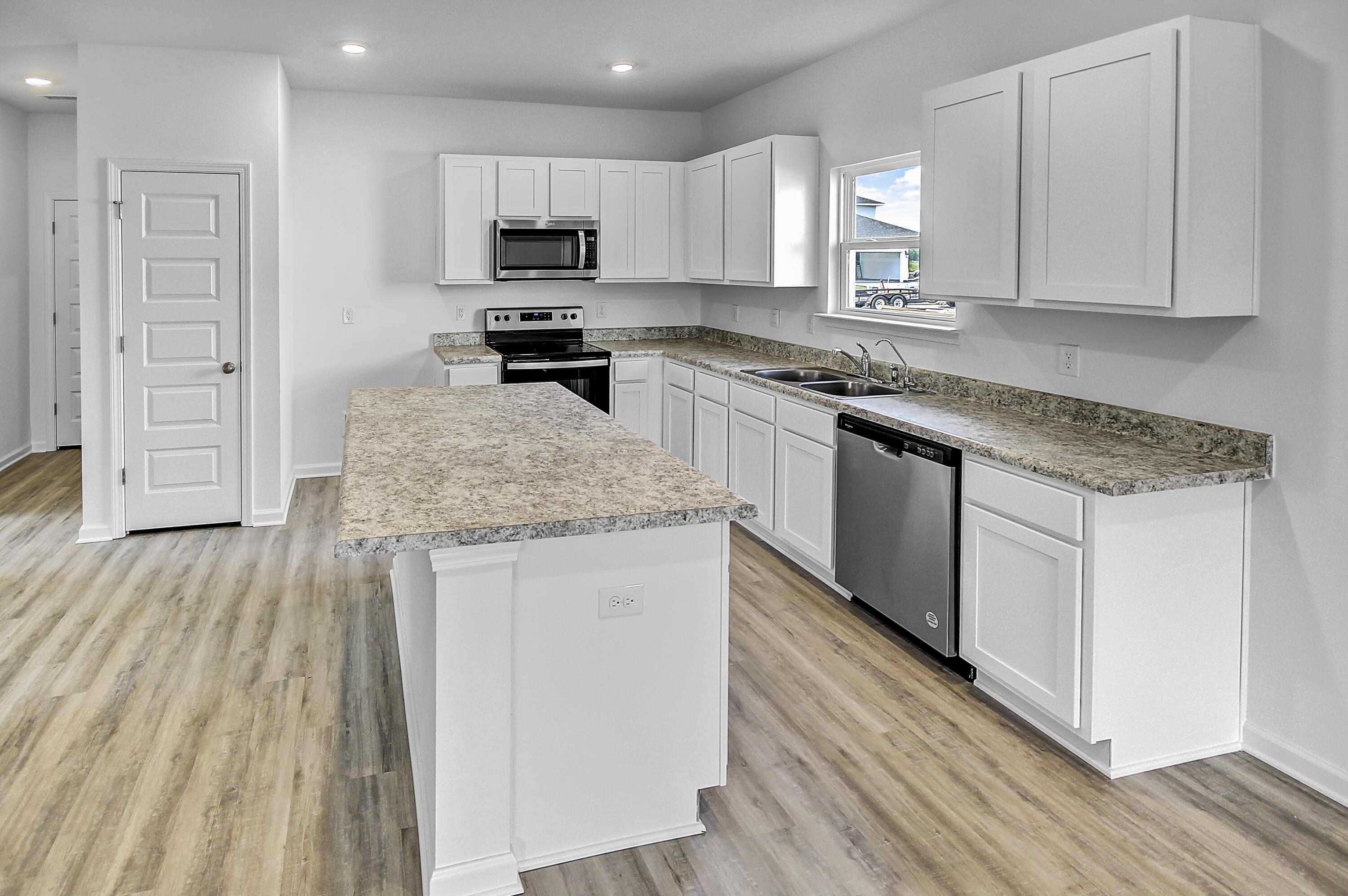 Owl's Head East - Residential