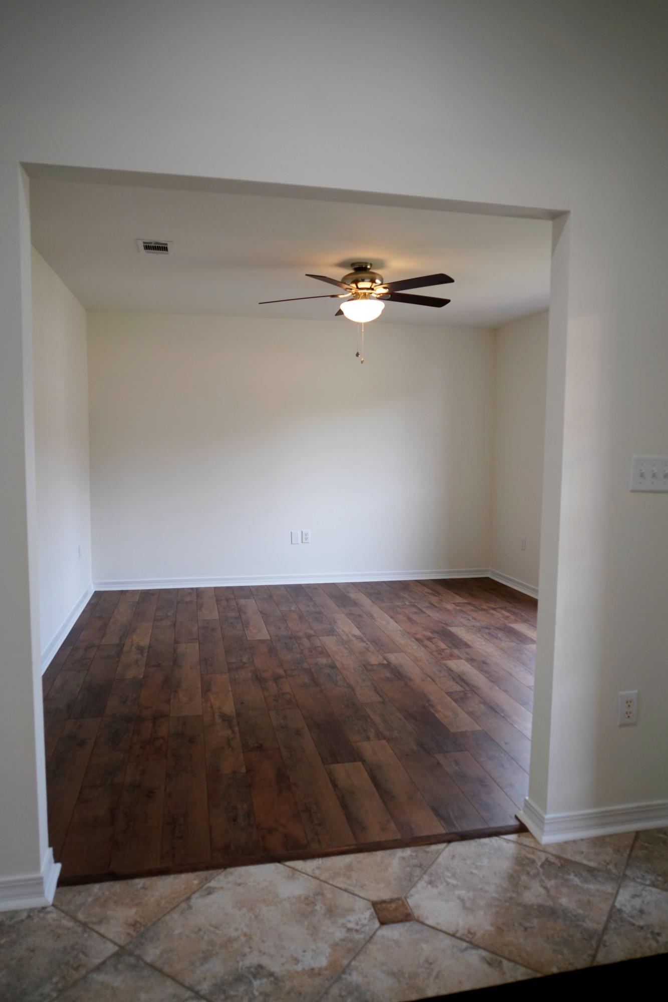 ASHBERRY WOODS - Residential