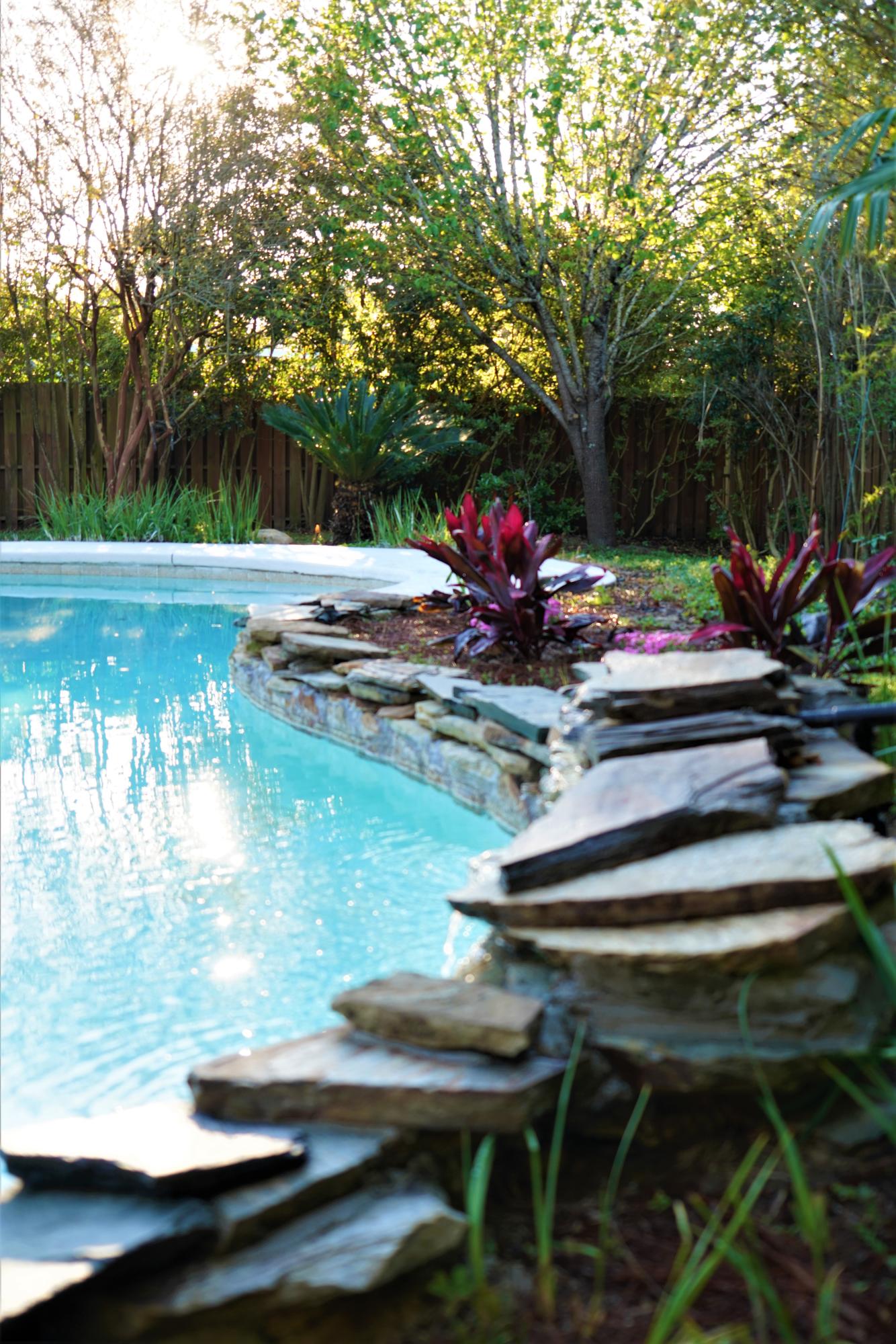 ASHBERRY WOODS - Residential