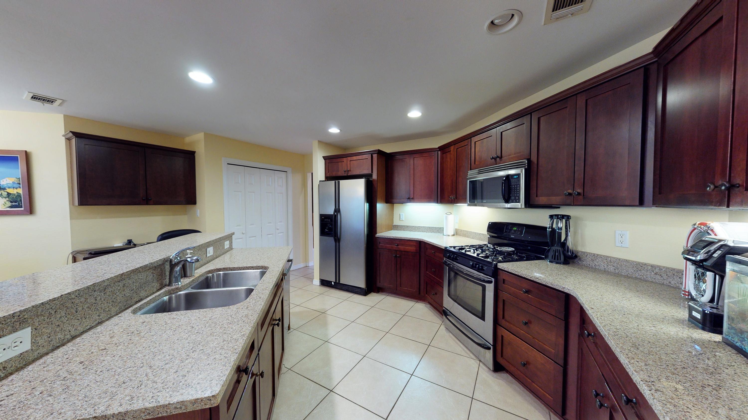 Bayshore Place - Residential