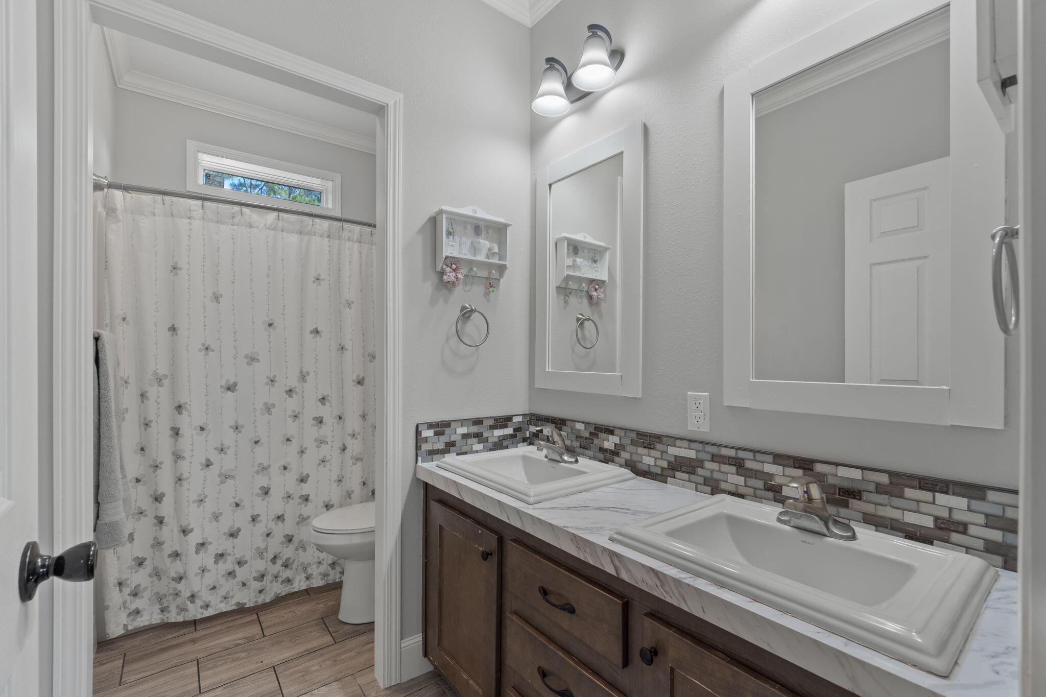 NO RECORDED SUBDIVISION - Residential