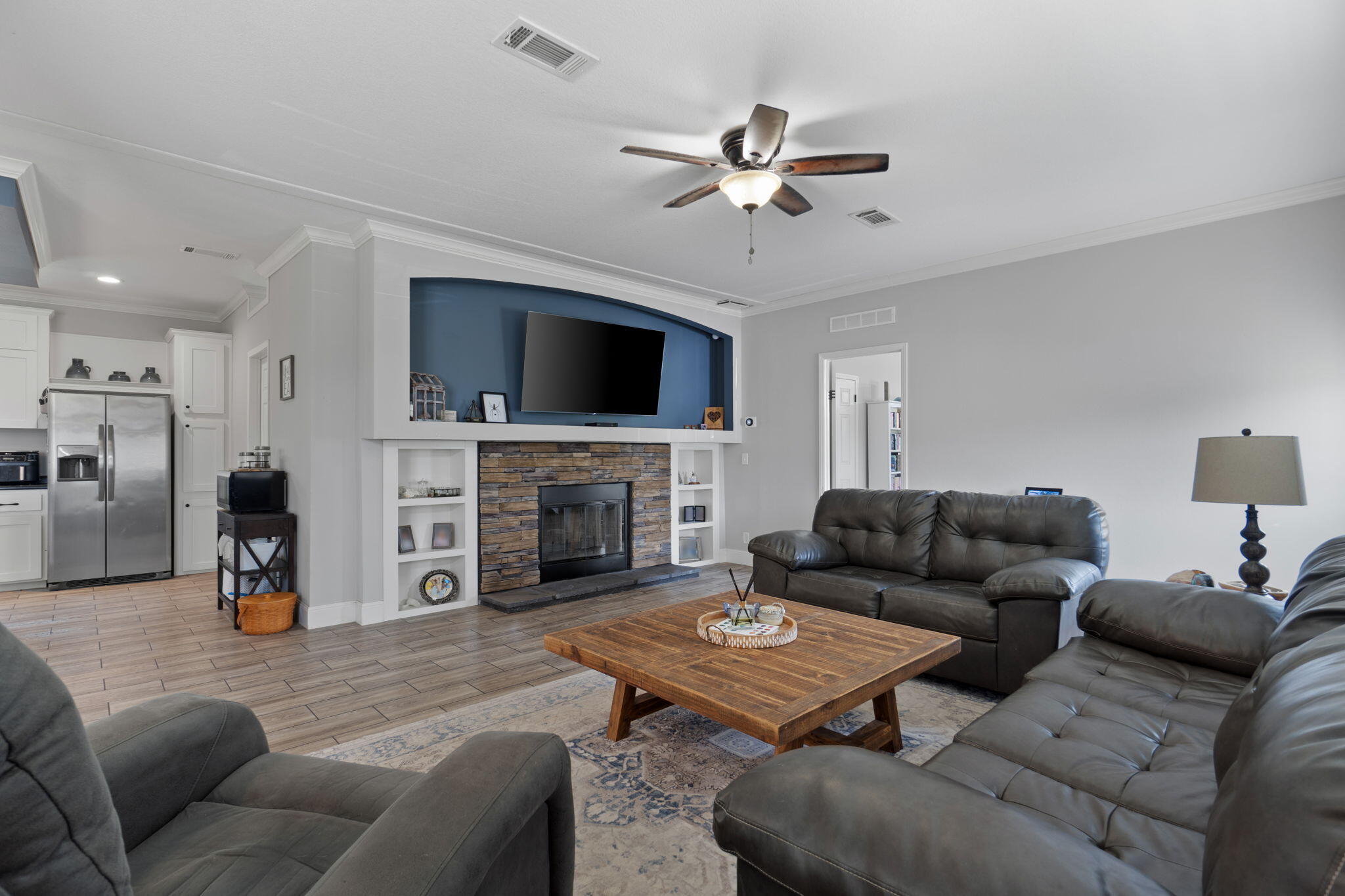 NO RECORDED SUBDIVISION - Residential