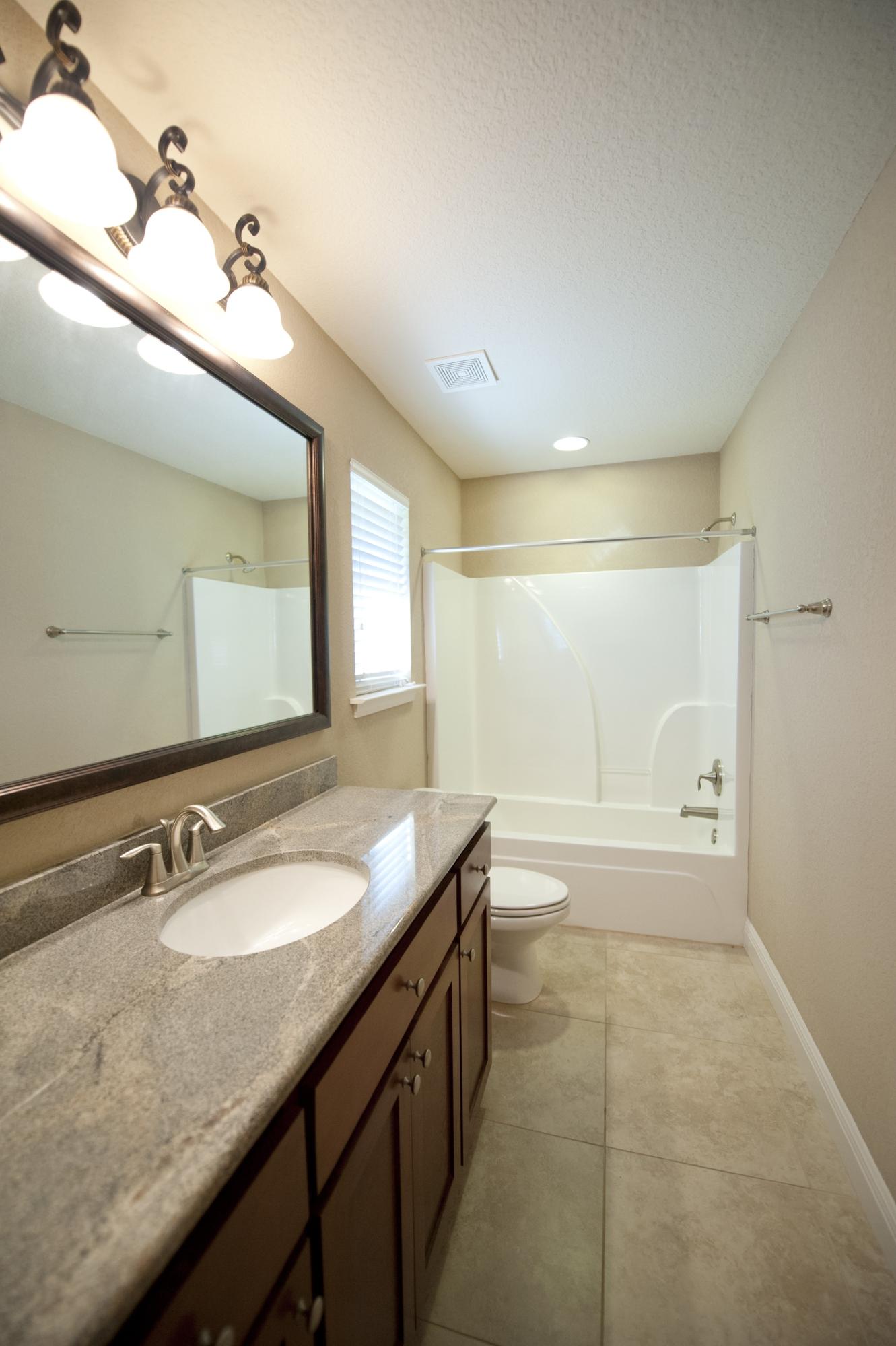 HOLLEY BY THE SEA - Residential