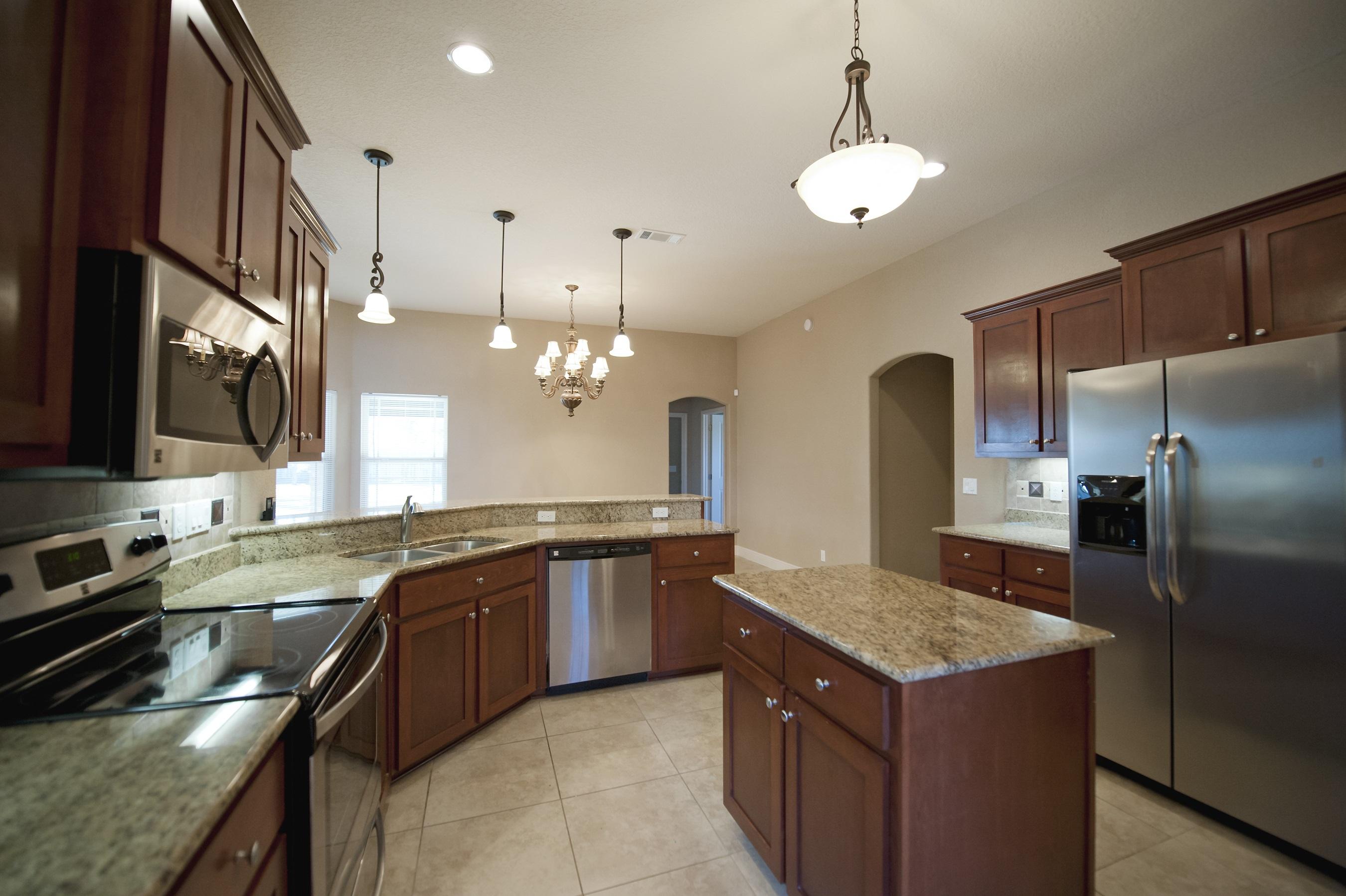 HOLLEY BY THE SEA - Residential