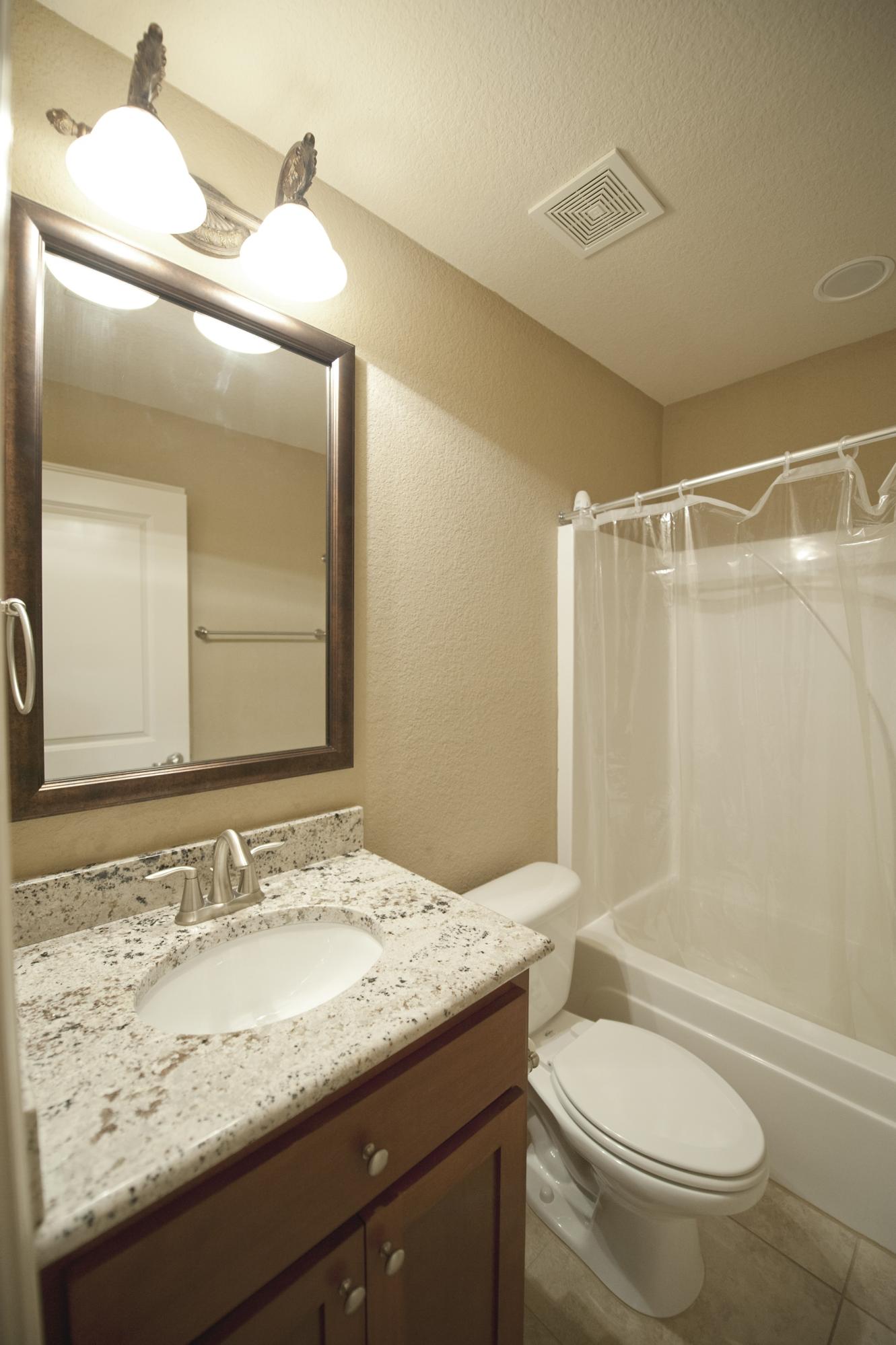 HOLLEY BY THE SEA - Residential