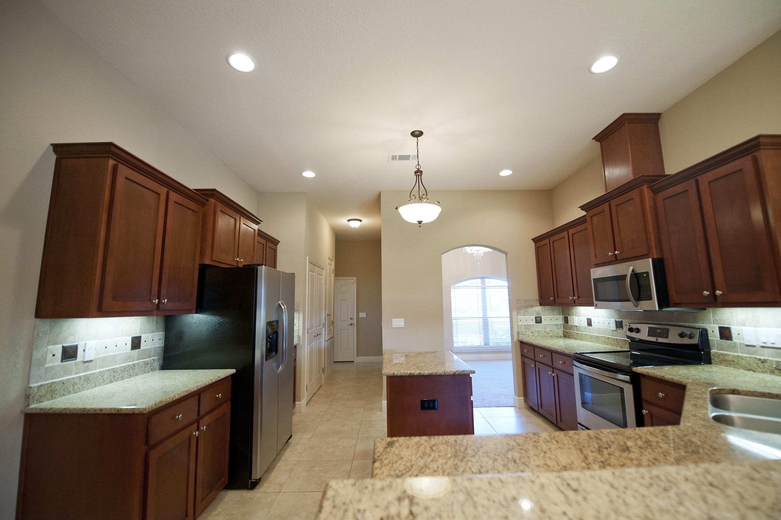 HOLLEY BY THE SEA - Residential