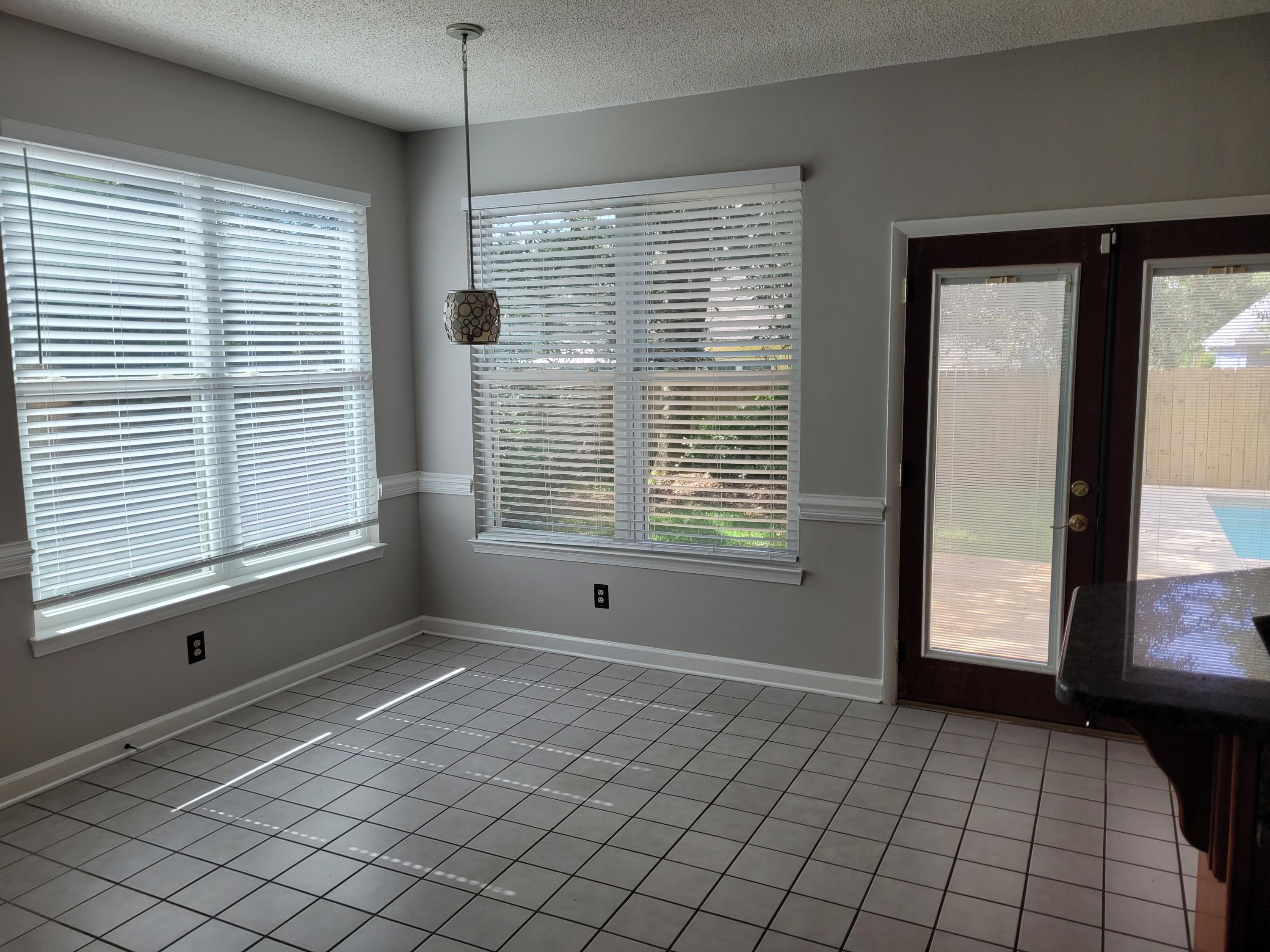 LAKE POINTE - Residential