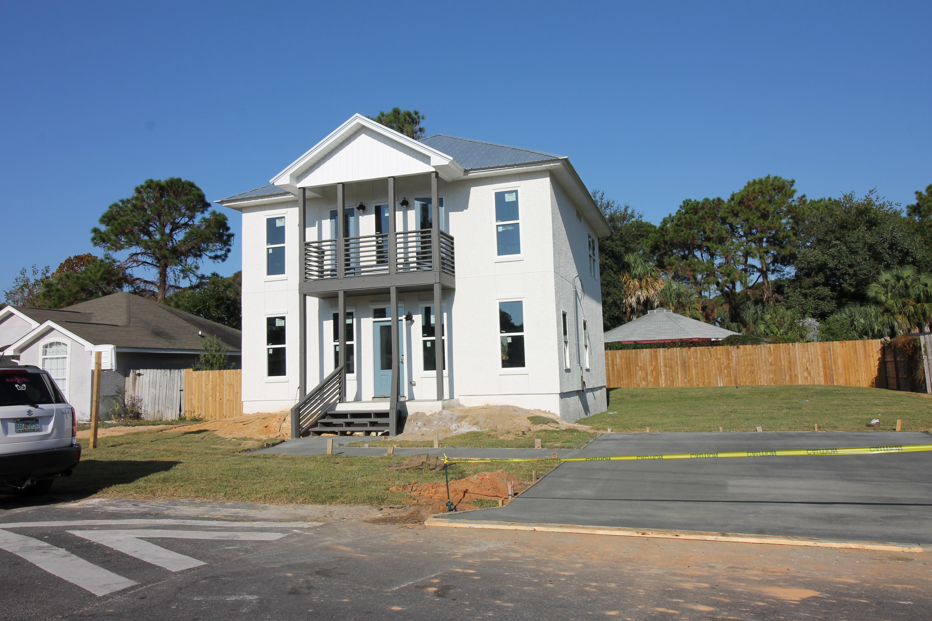 TREASURE ISLAND - Residential