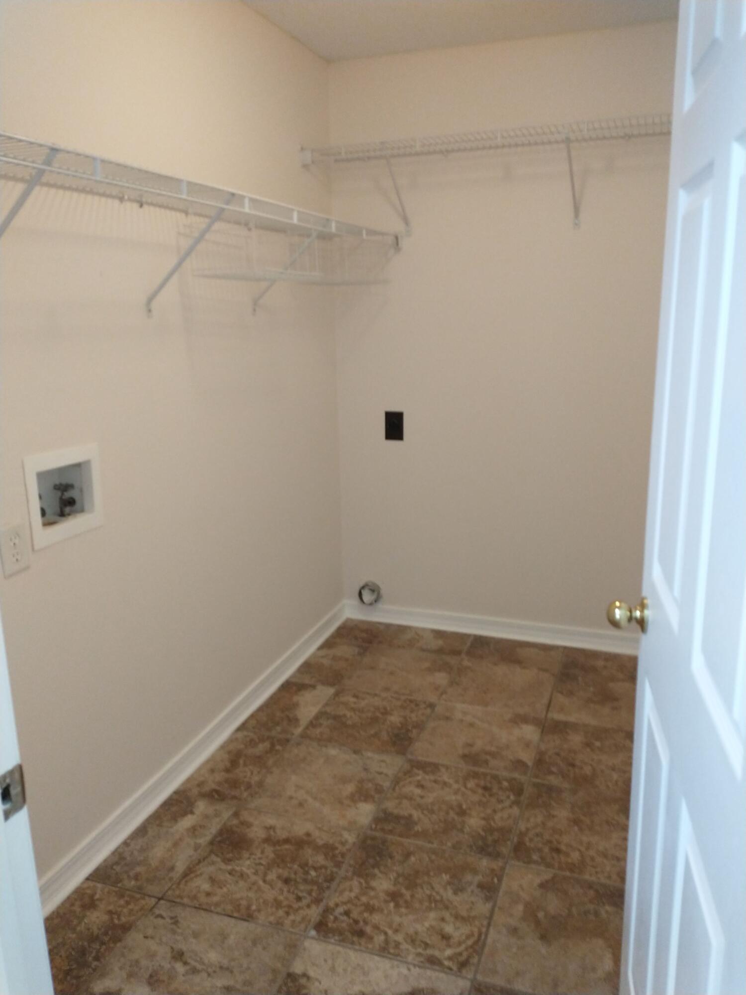 MARSH HARBOR - Residential