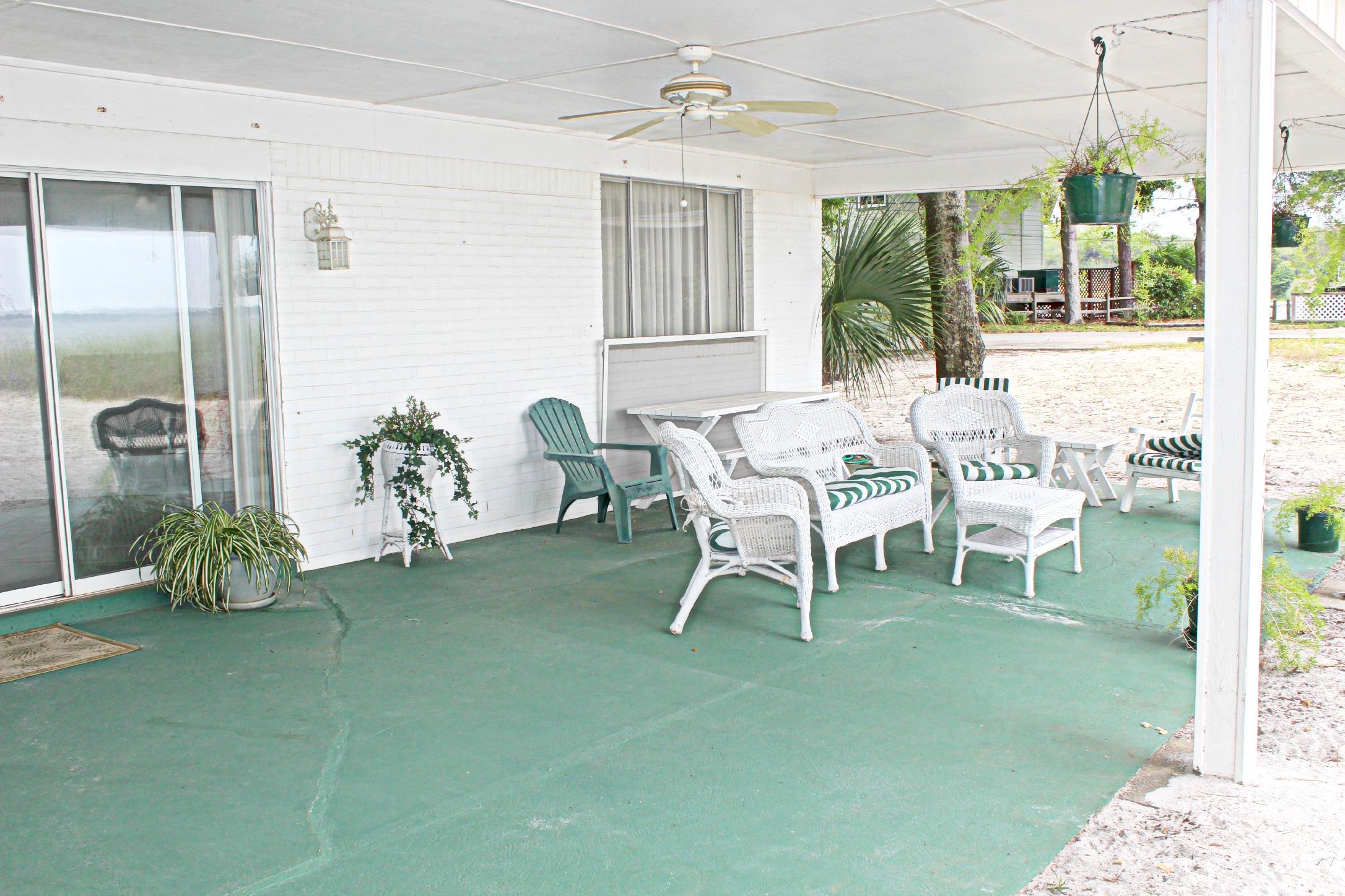 ELLIOTTS POINT 7TH ADDN - Residential