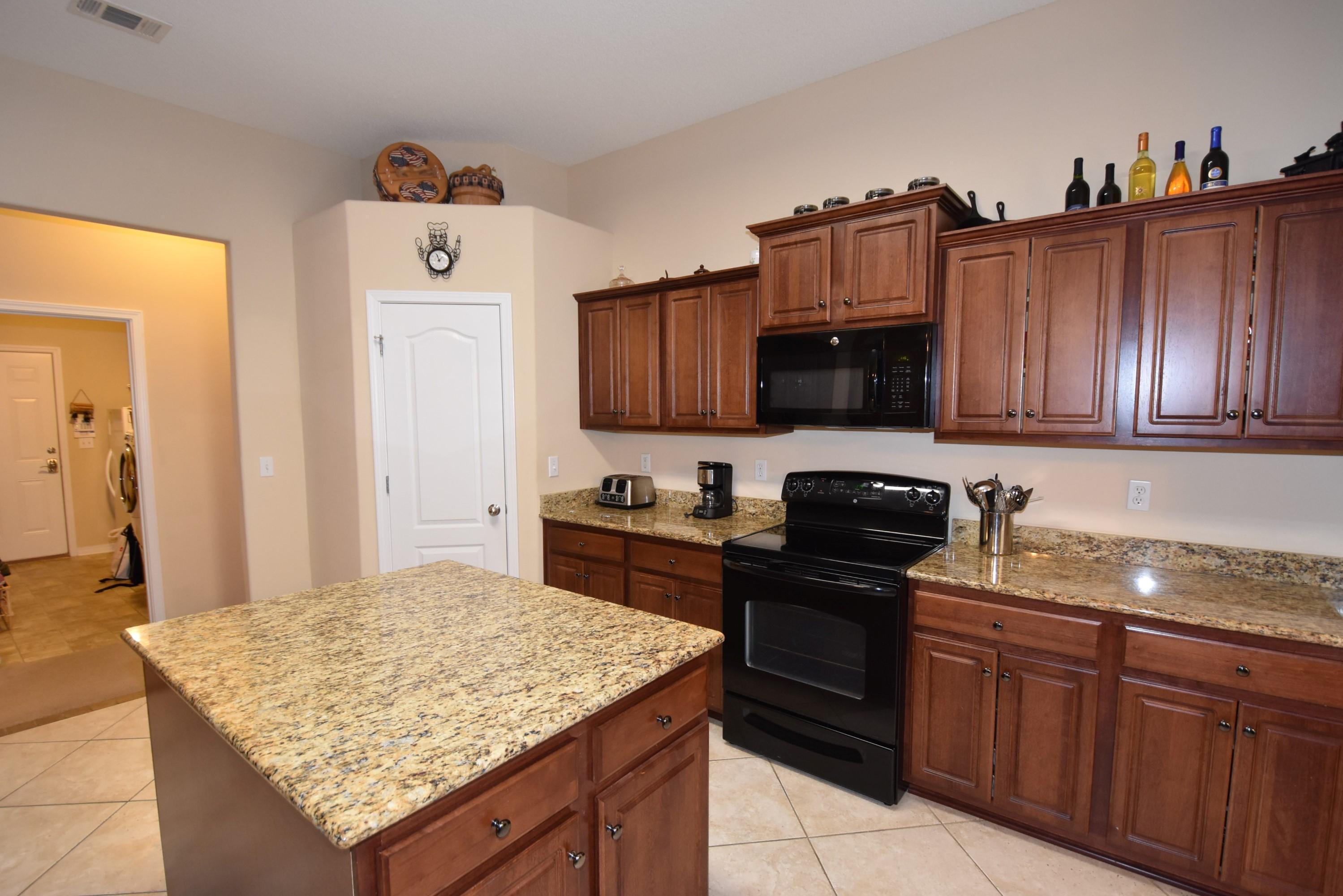 BROOKE ESTATES PH II - Residential