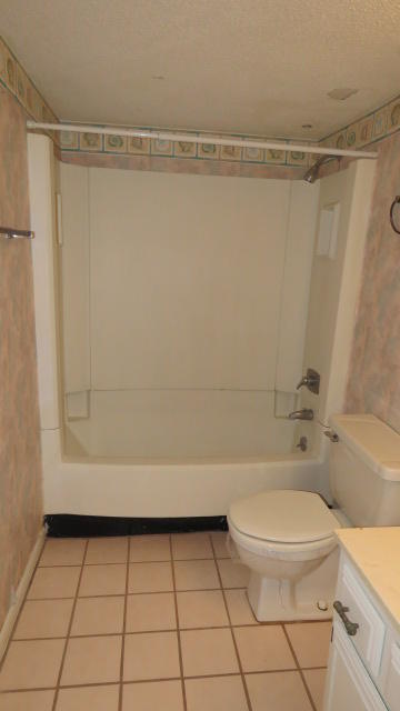 SEASCAPE CONDO GARDEN VILLA - Residential