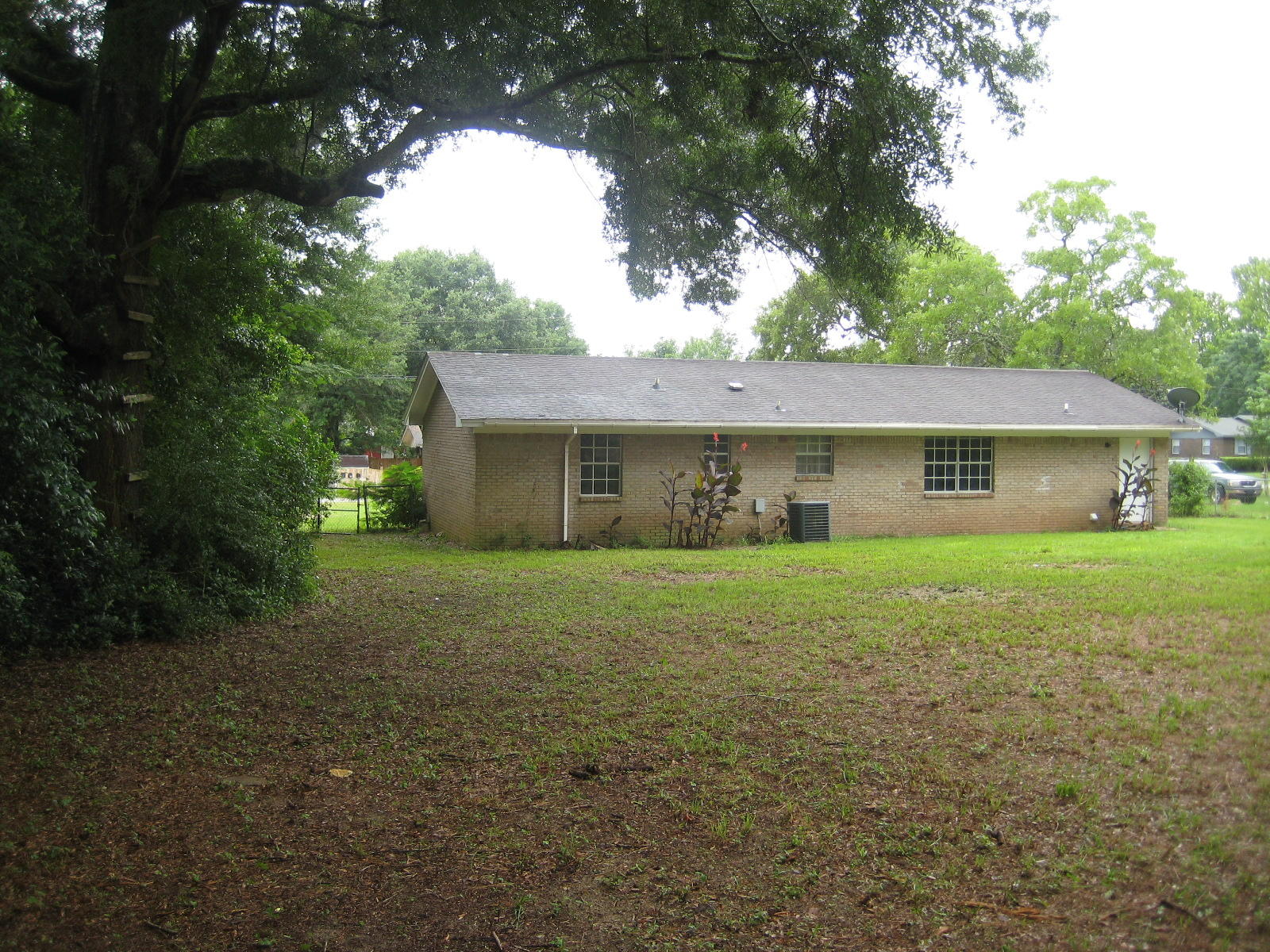 ADAMS POWELL EAST - Residential