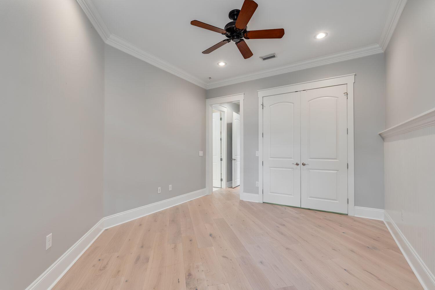 WOODLAND BAYOU ESTATES - Residential