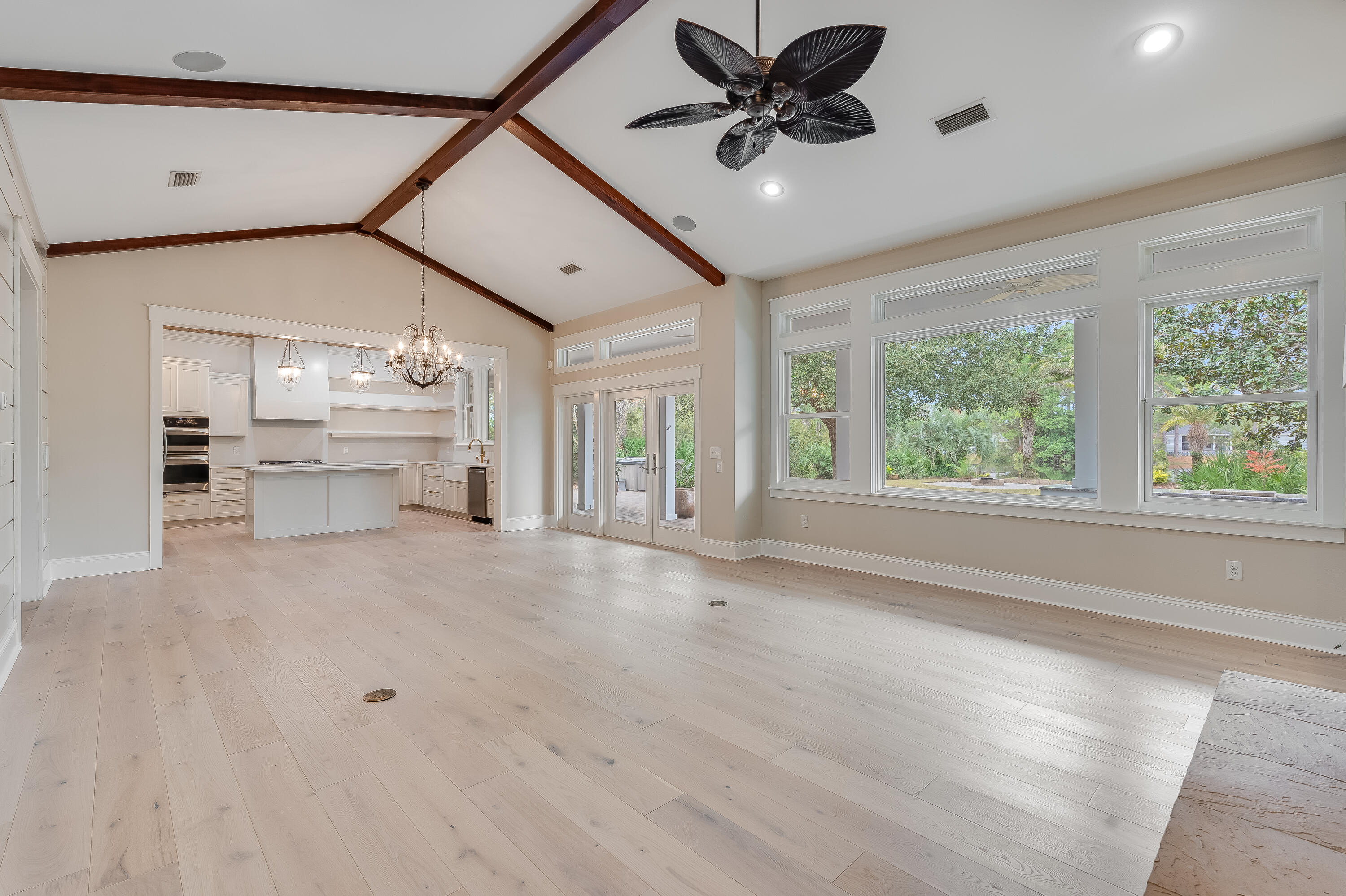 WOODLAND BAYOU ESTATES - Residential