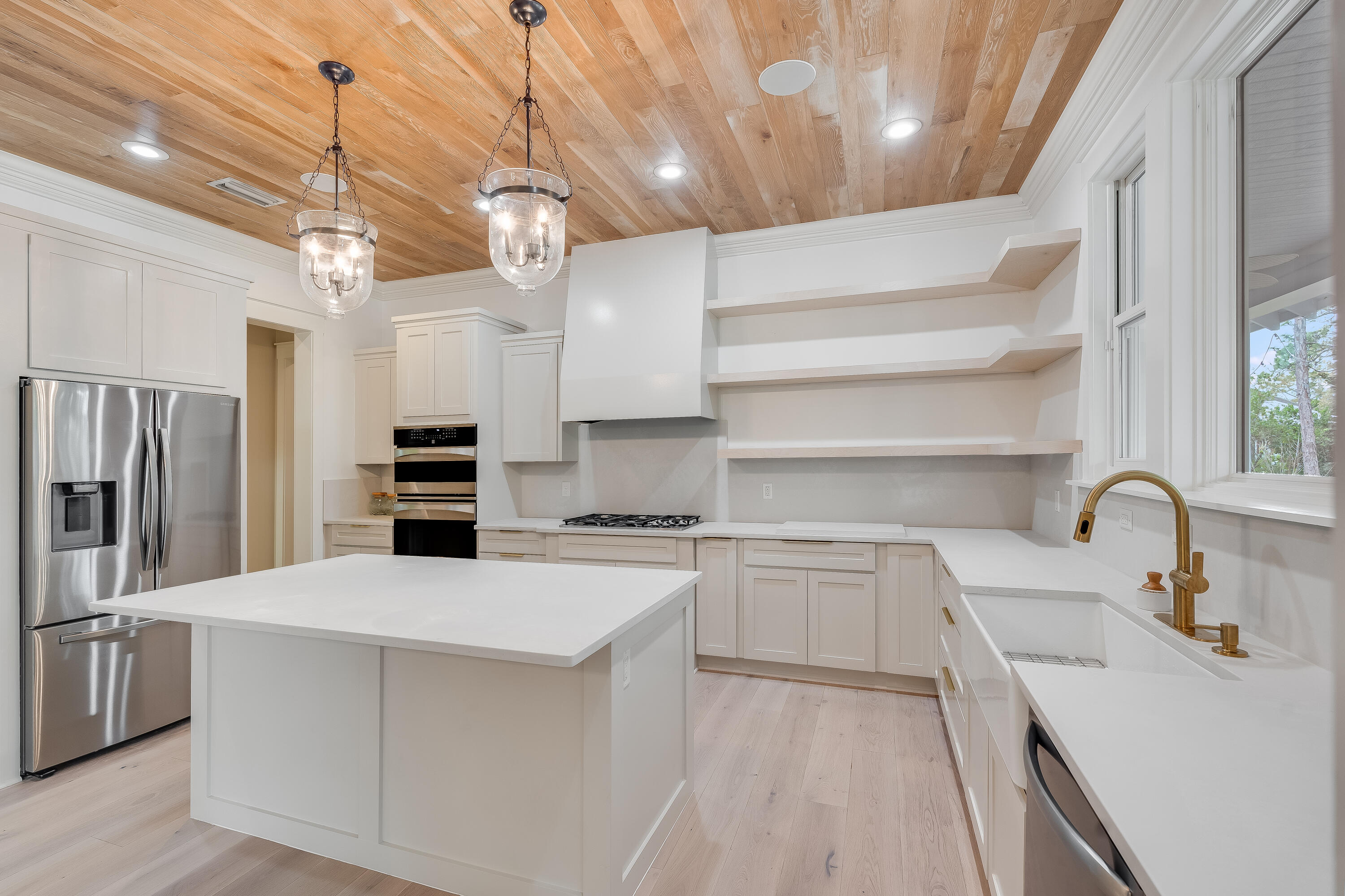 WOODLAND BAYOU ESTATES - Residential