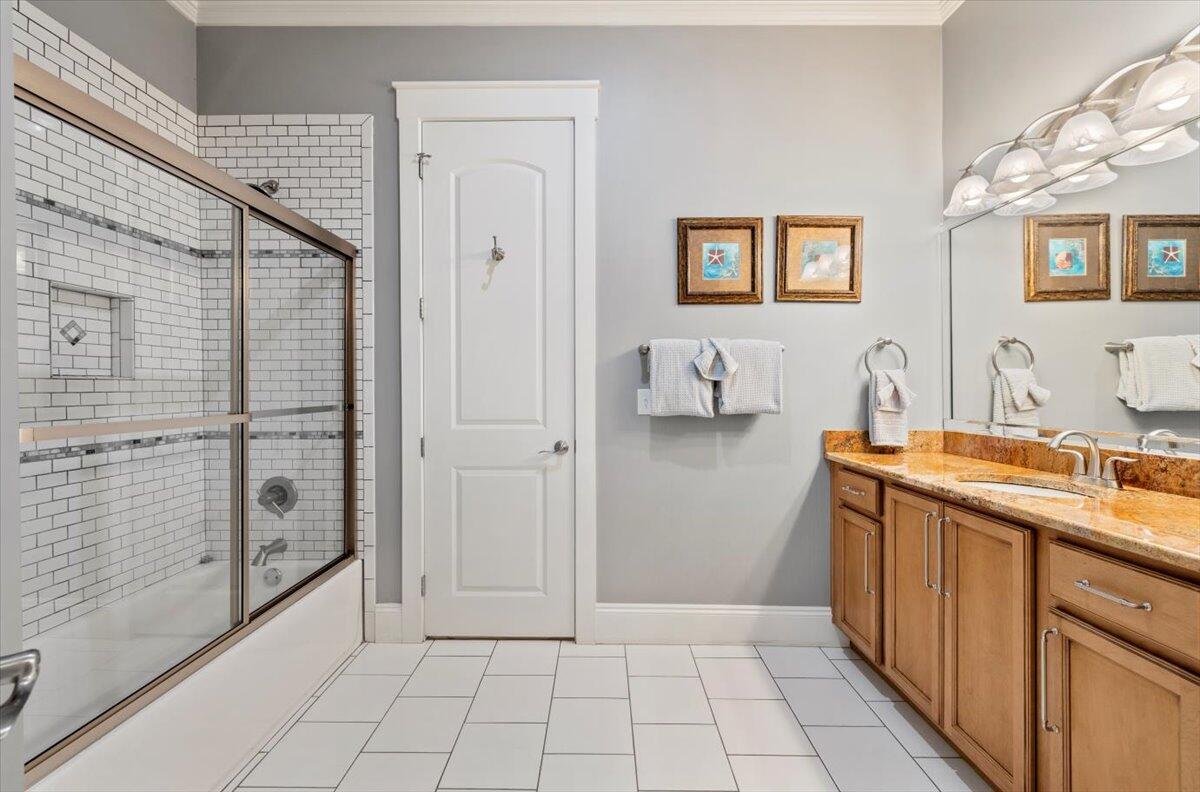 WOODLAND BAYOU ESTATES - Residential