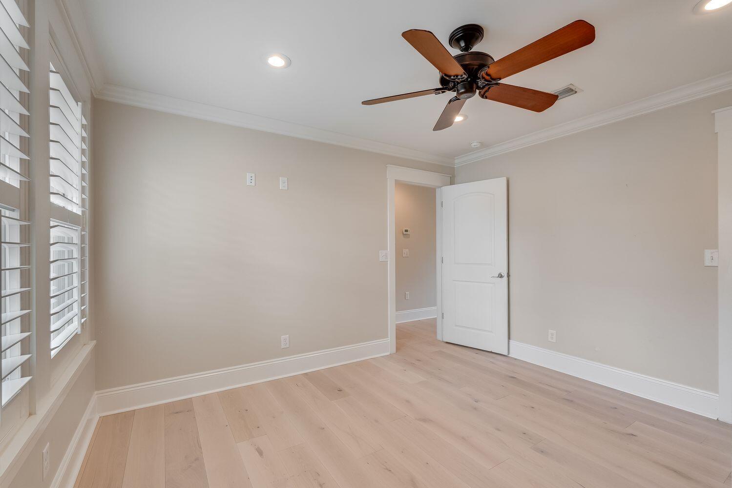 WOODLAND BAYOU ESTATES - Residential