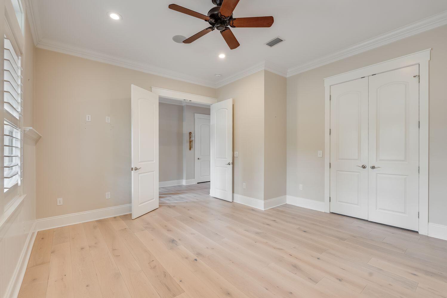 WOODLAND BAYOU ESTATES - Residential